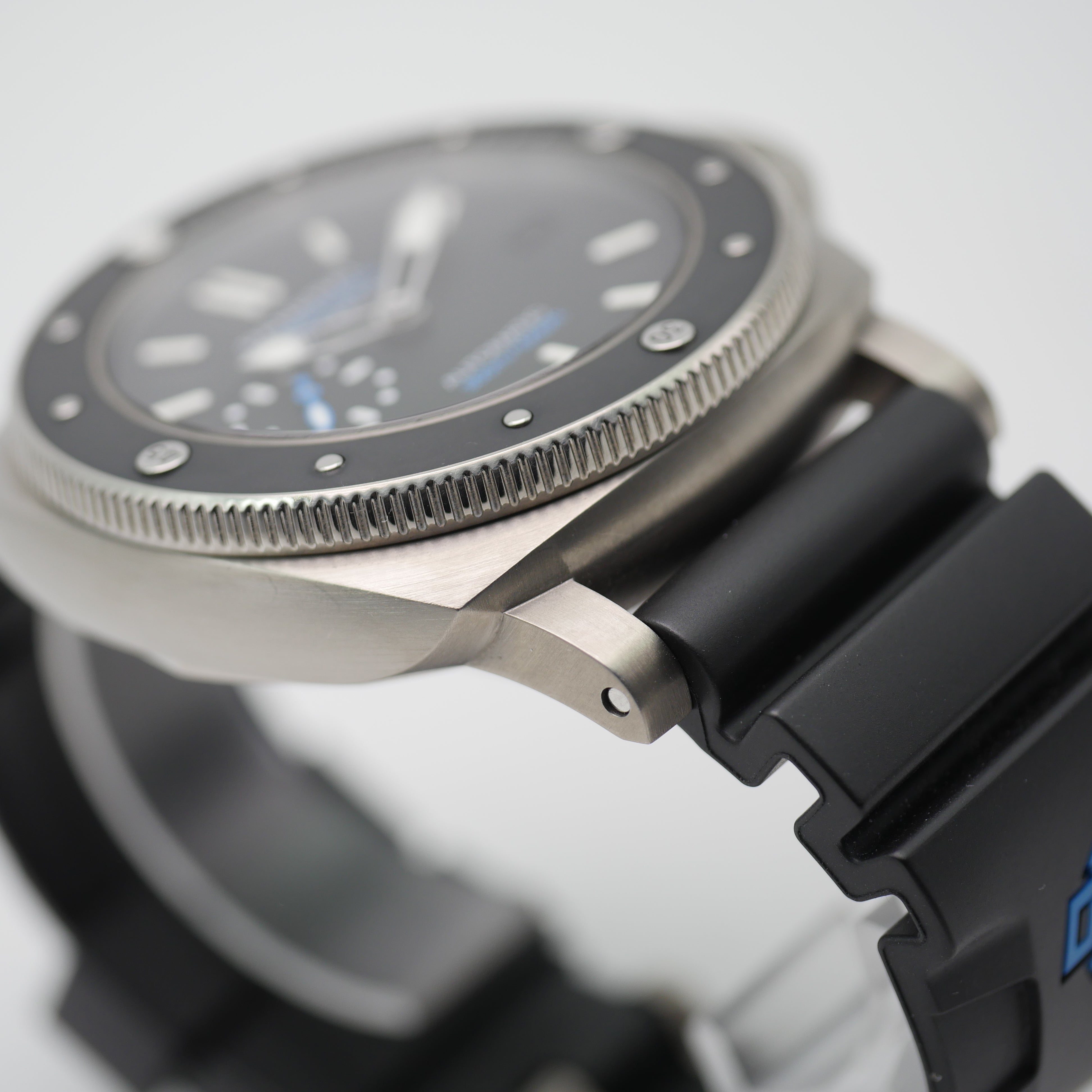 Panerai Luminor Submersible 1950 Amag Titan PAM01389 - 2020