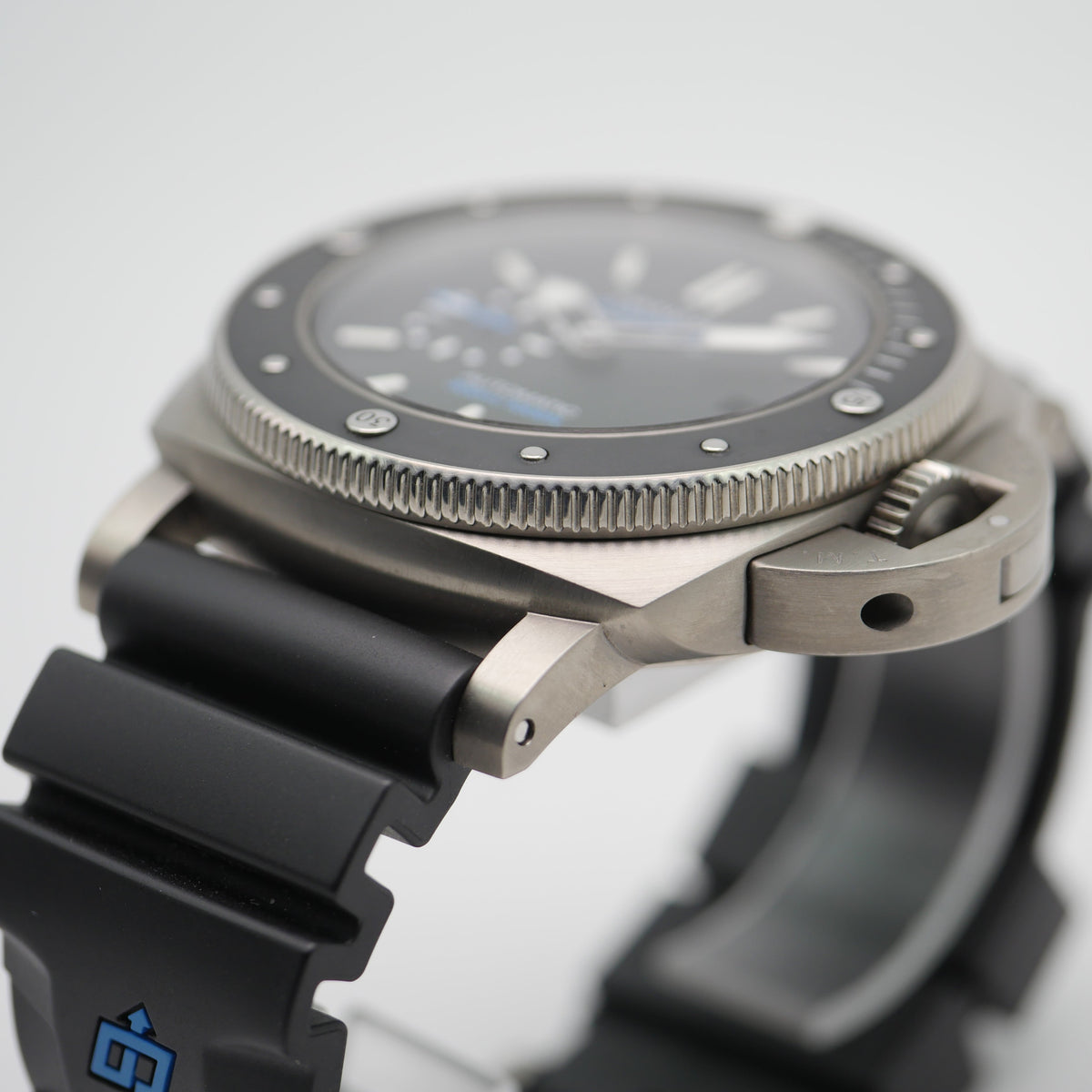 Panerai Luminor Submersible 1950 Amag Titan PAM01389 - 2020