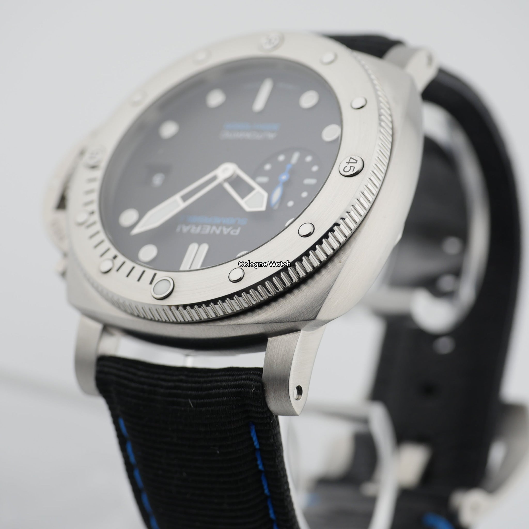 Panerai Submersible QuarantaQuattro Stahl PAM01596 - 2025
