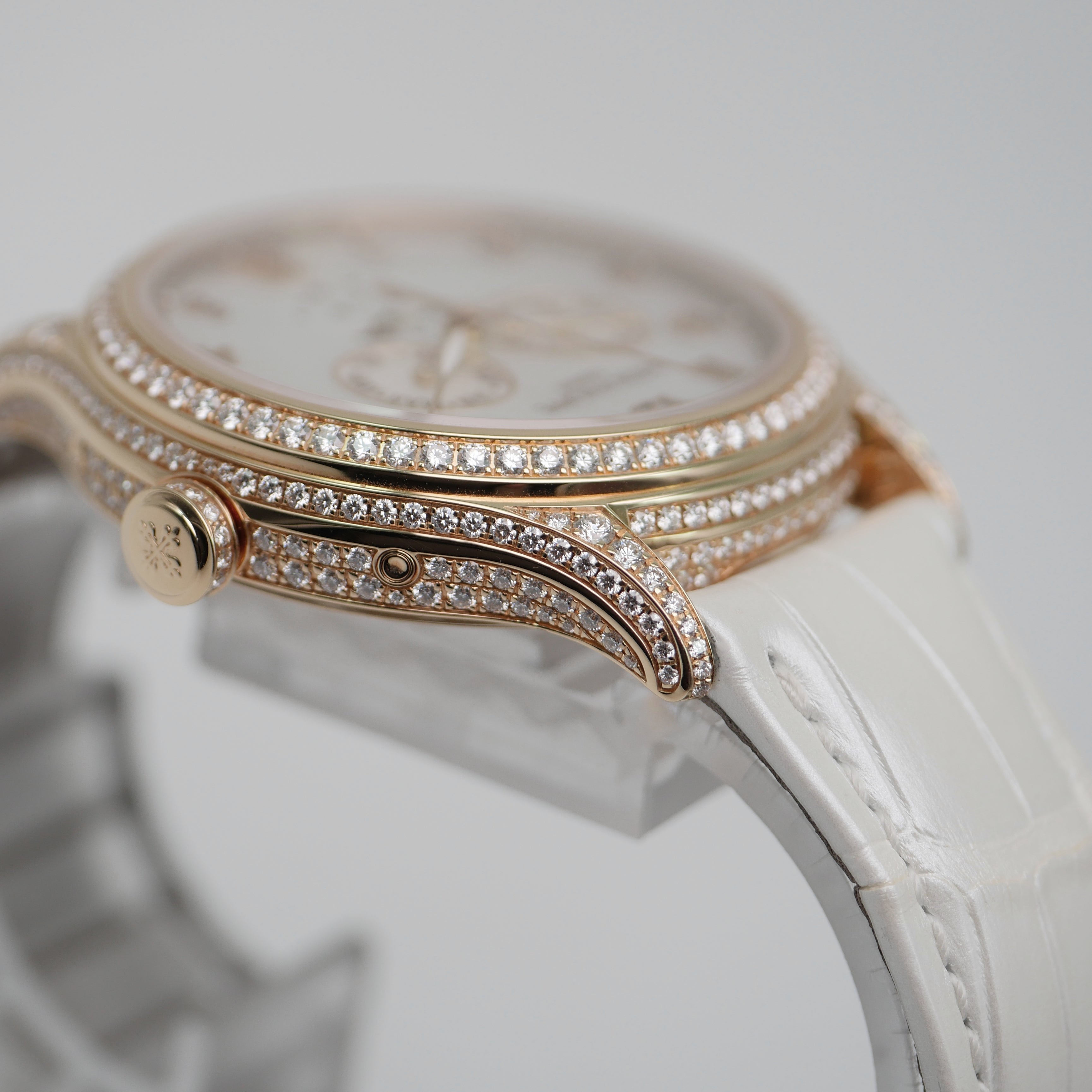 Patek Philippe Annual Calendar Moonphase Roségold 4948R-001 - 2022