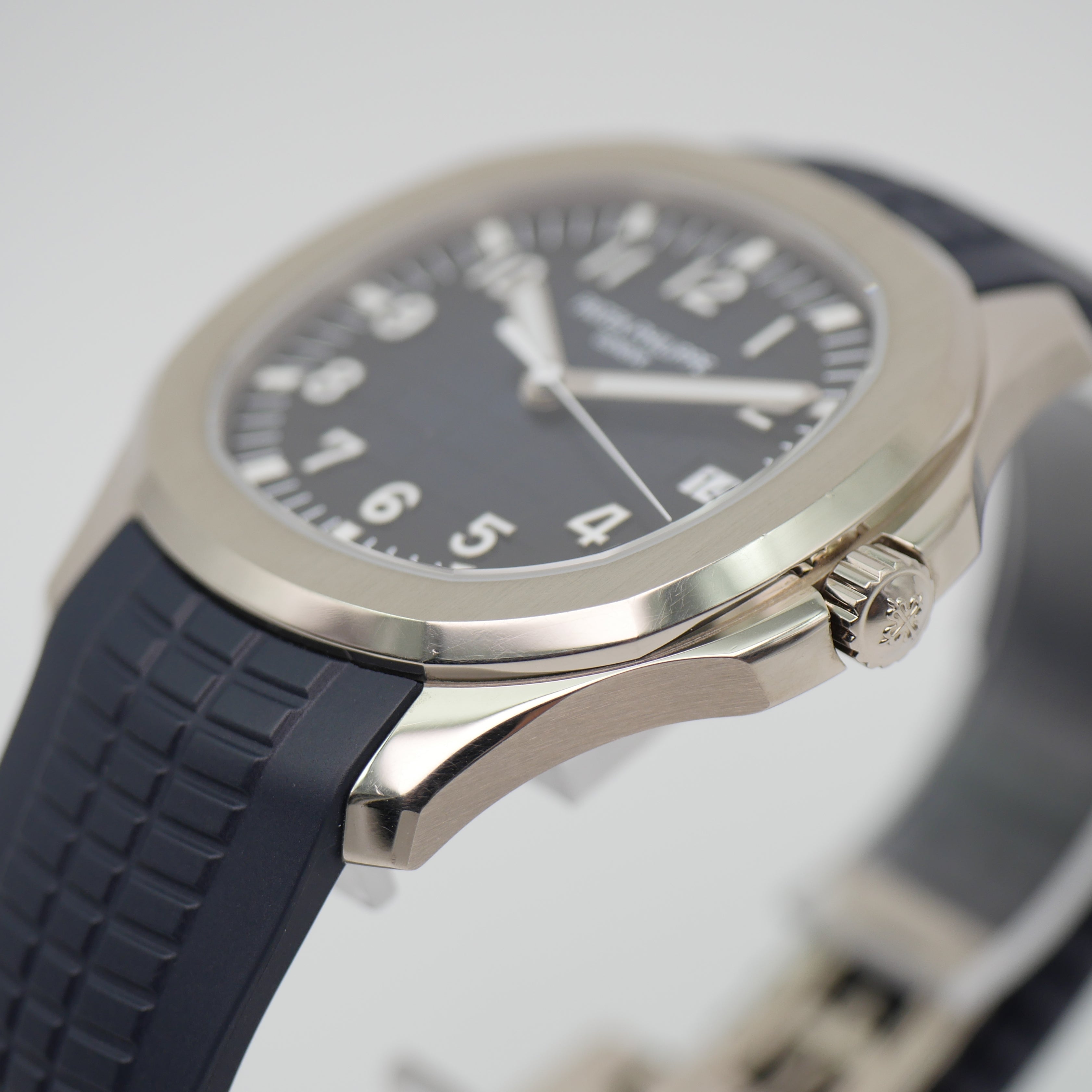 Patek Philippe Aquanaut Weißgold 5168G-001 - 2021