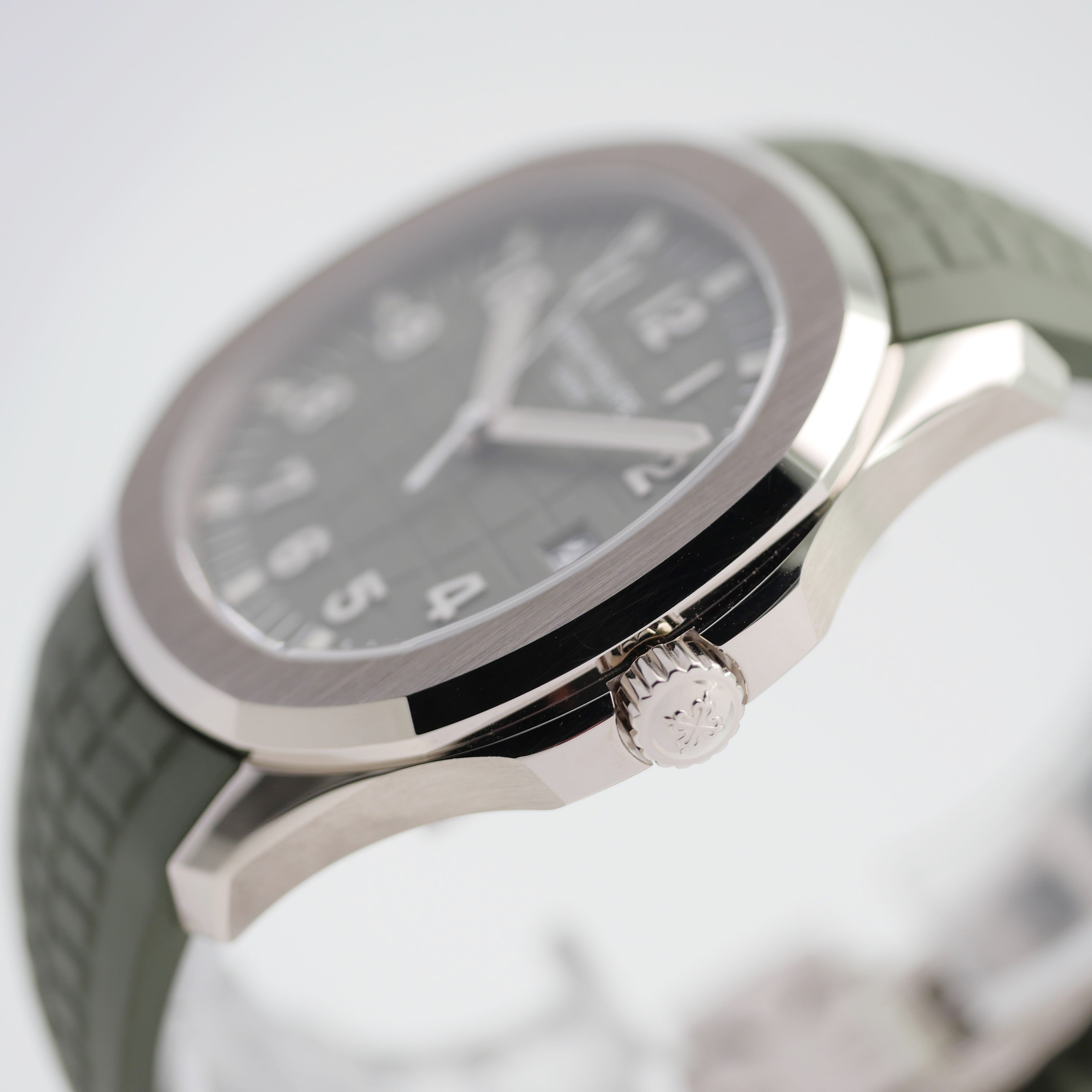 Patek Philippe Aquanaut White Gold 5168G-010 - 2020