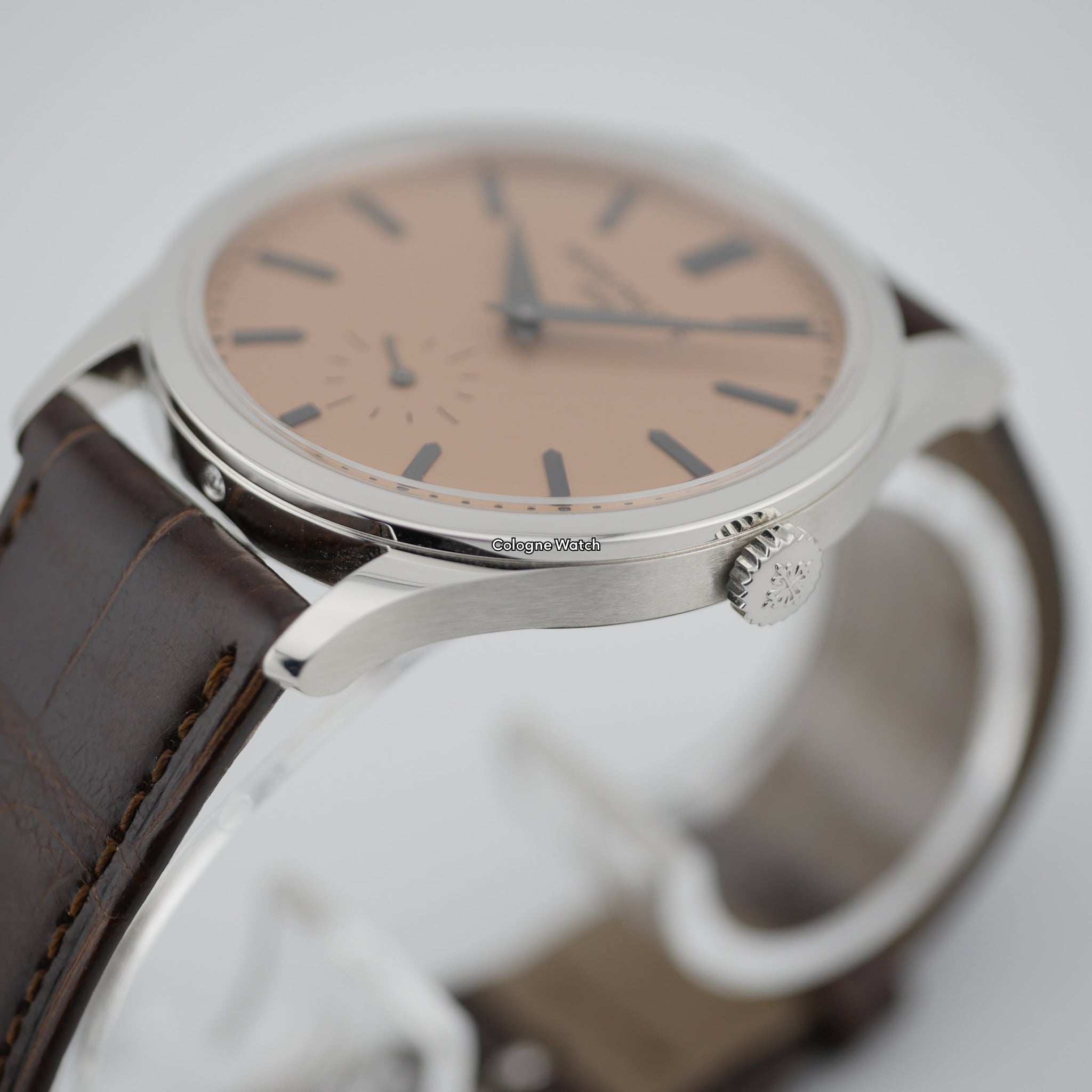 Patek Philippe Calatrava Platin 6196P-001 - 2025