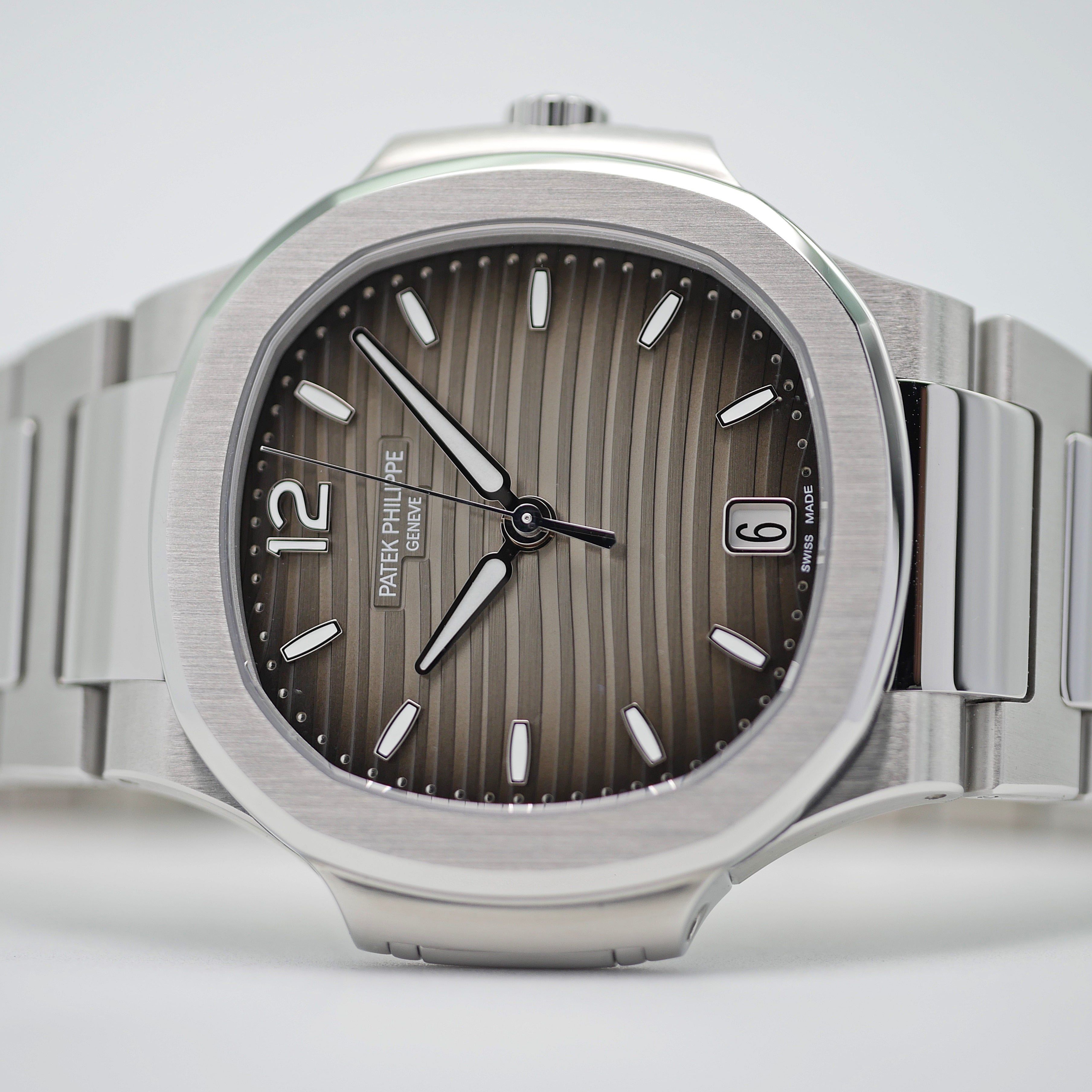 Patek Philippe Lady Nautilus Steel 7118/1A-011 - 2021