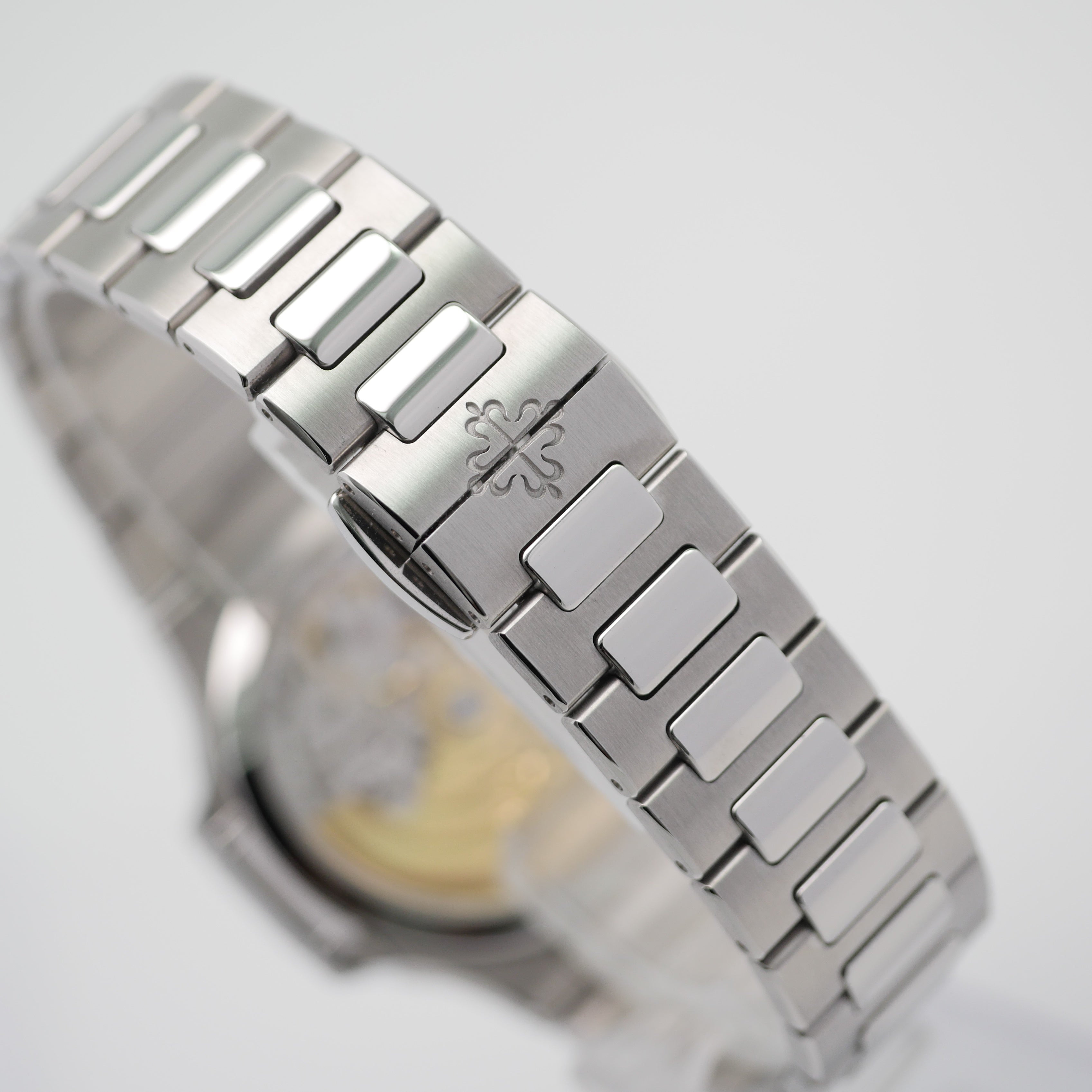 Patek Philippe Lady Nautilus Steel 7118/1A-011 - 2021