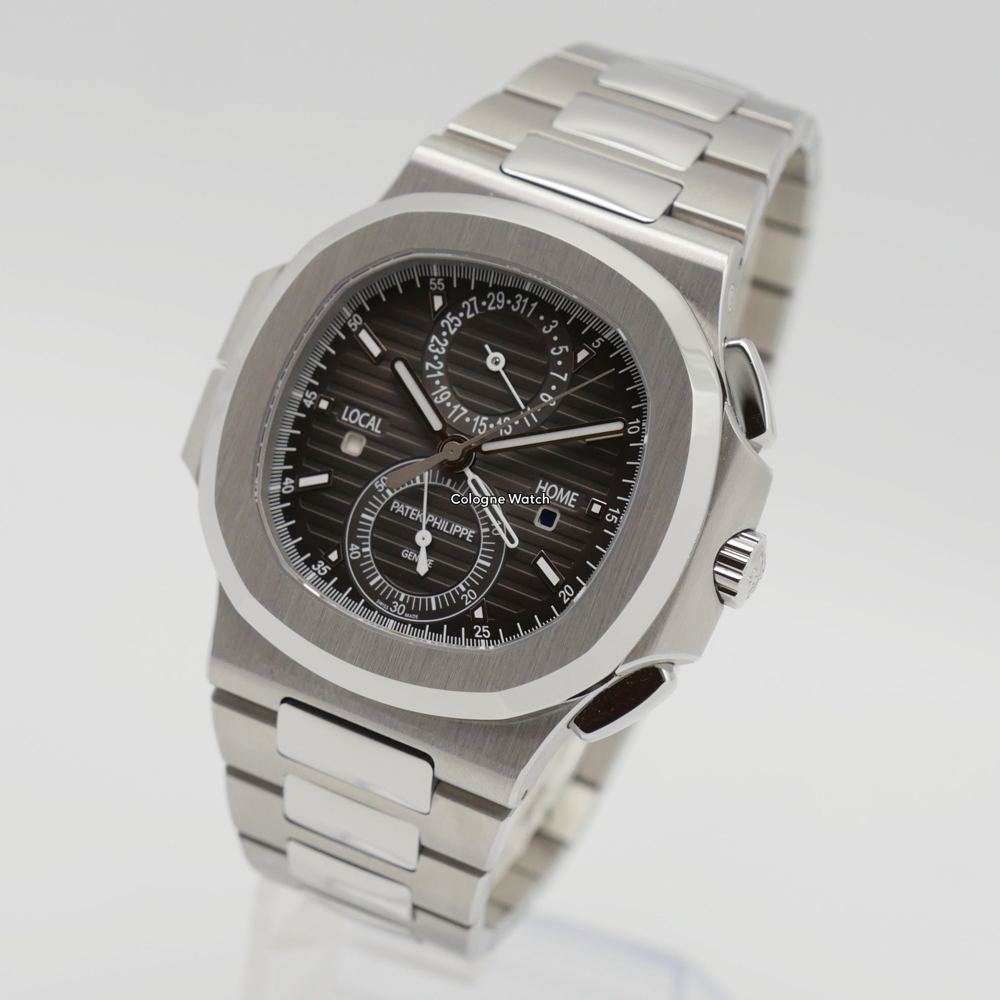 Patek Philippe Nautilus 5990/1A - 2016