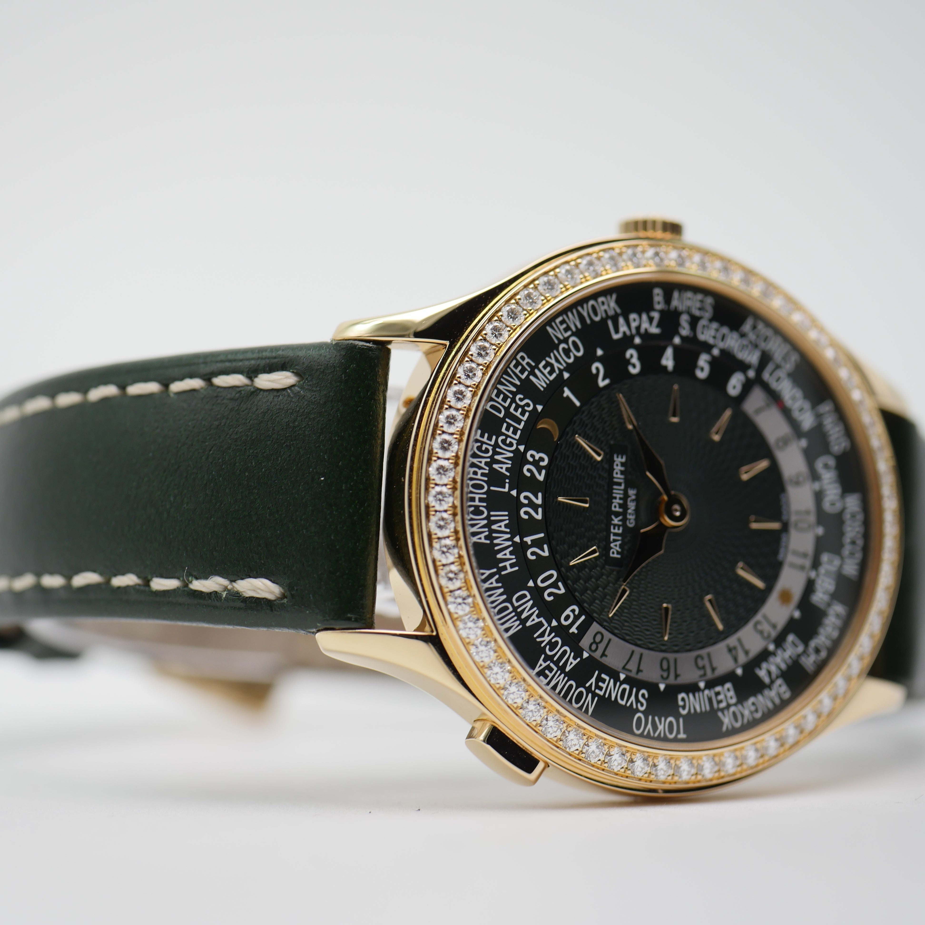 Patek Philippe World Time Yellow Gold 7130R-014 - 2022