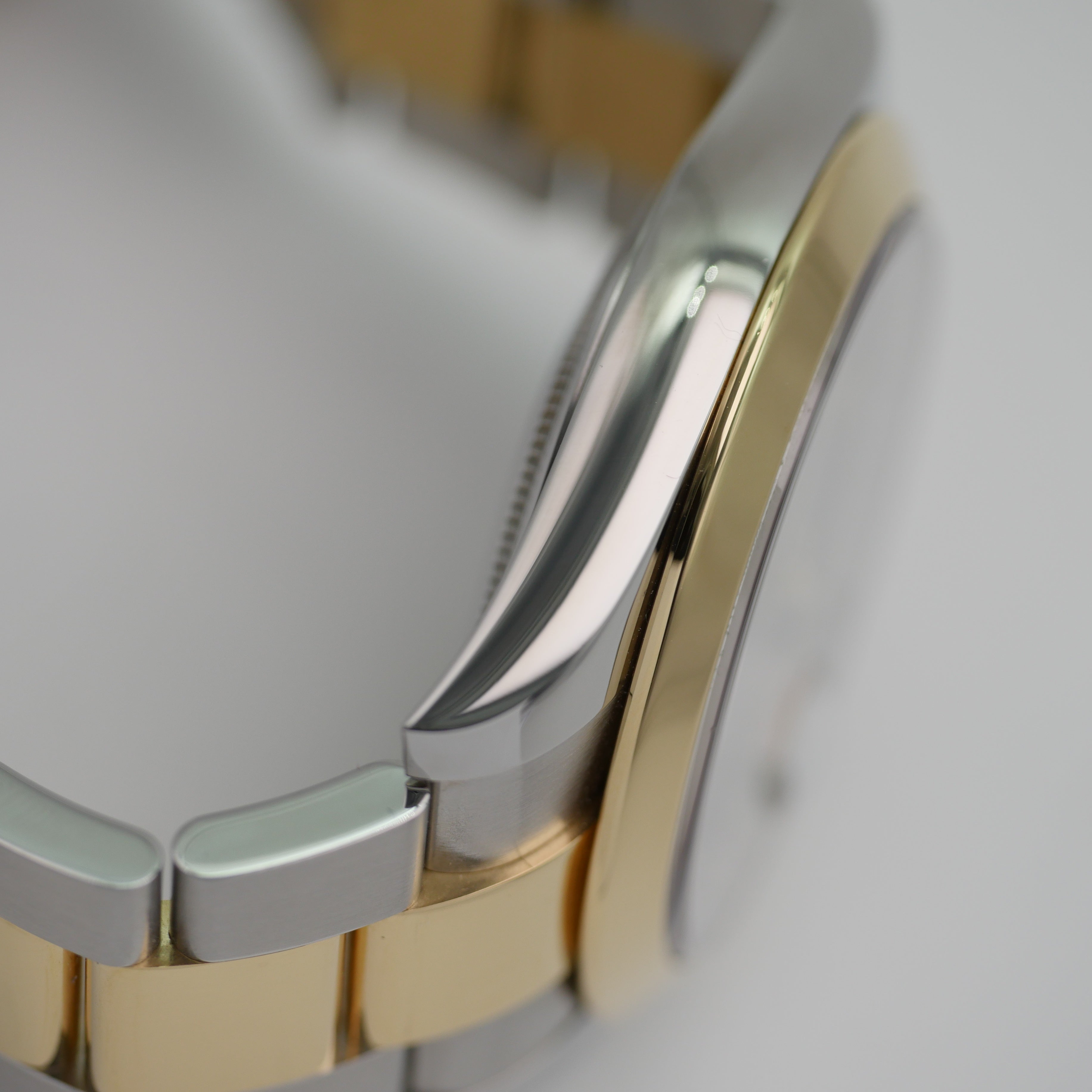 Rolex Datejust 41 Stahl / Gelbgold 2023 - 126303