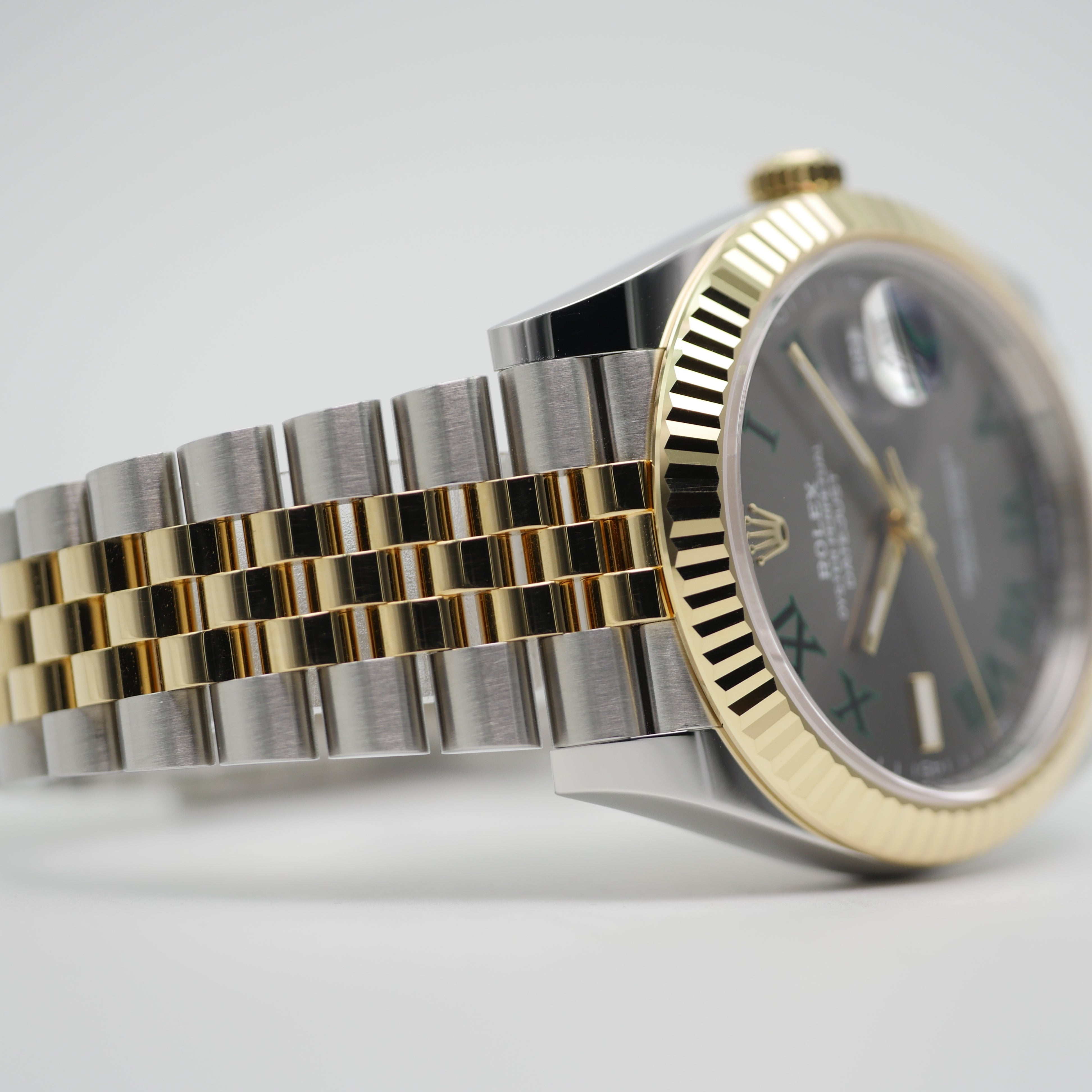 Rolex Datejust 41 Steel / Yellow Gold 126333 "Wimbledon" - 2020