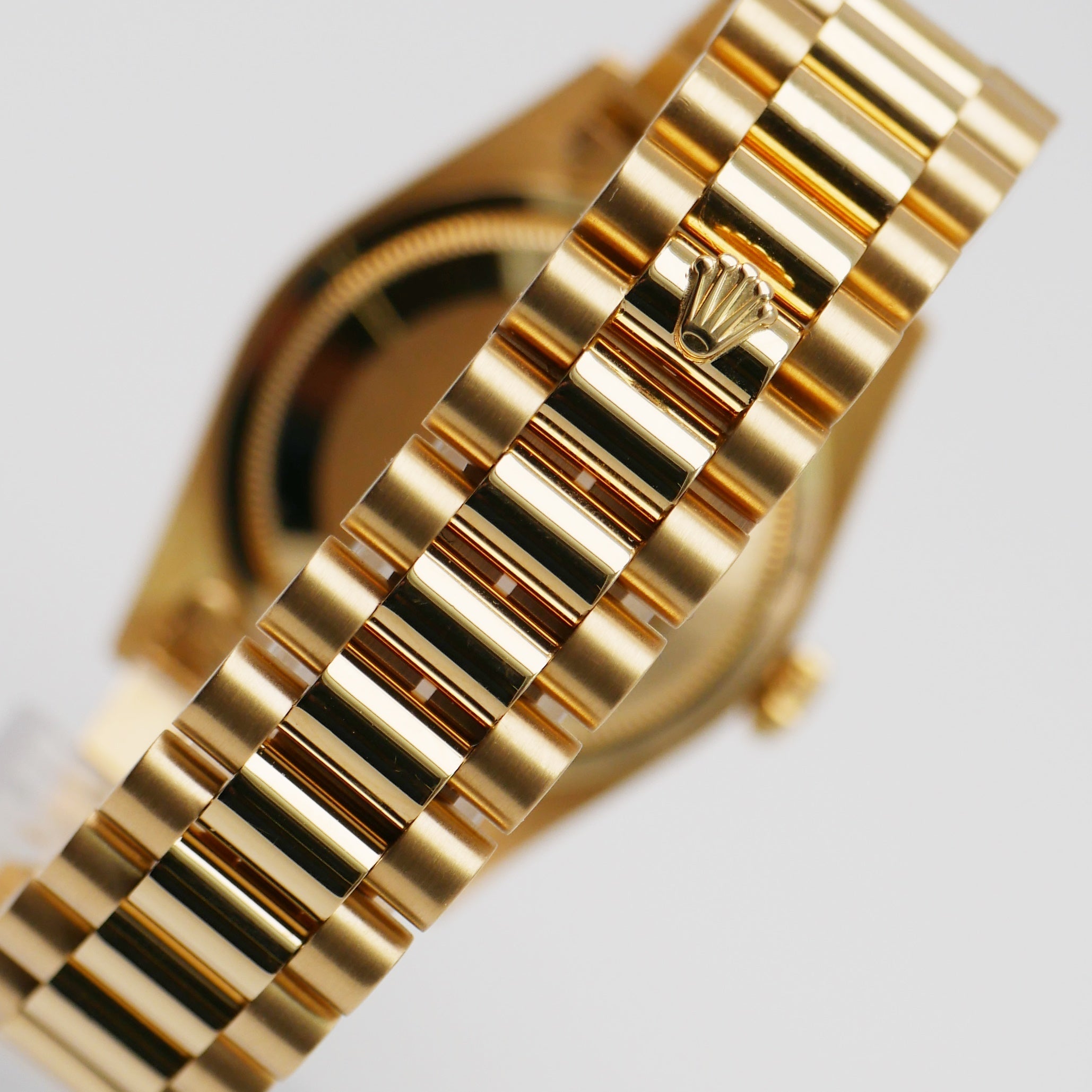 Rolex Day-Date 36 Yellow Gold 18238 - 1990