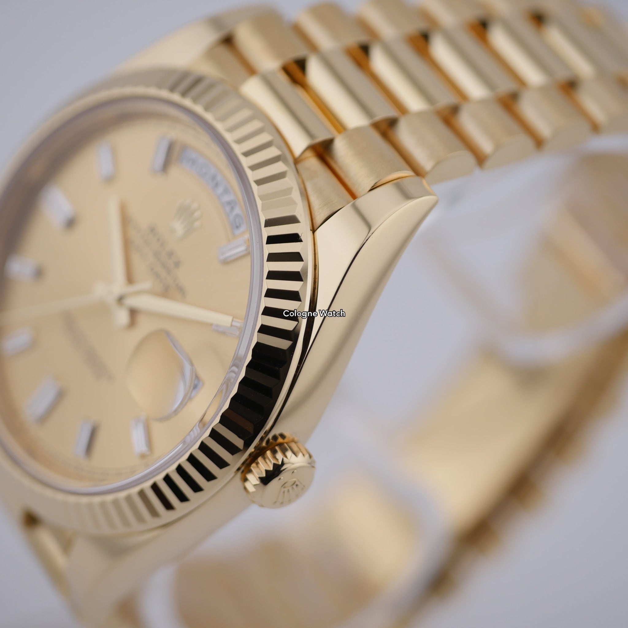 Rolex Day-Date 40 Gelbgold 228238 - 2024