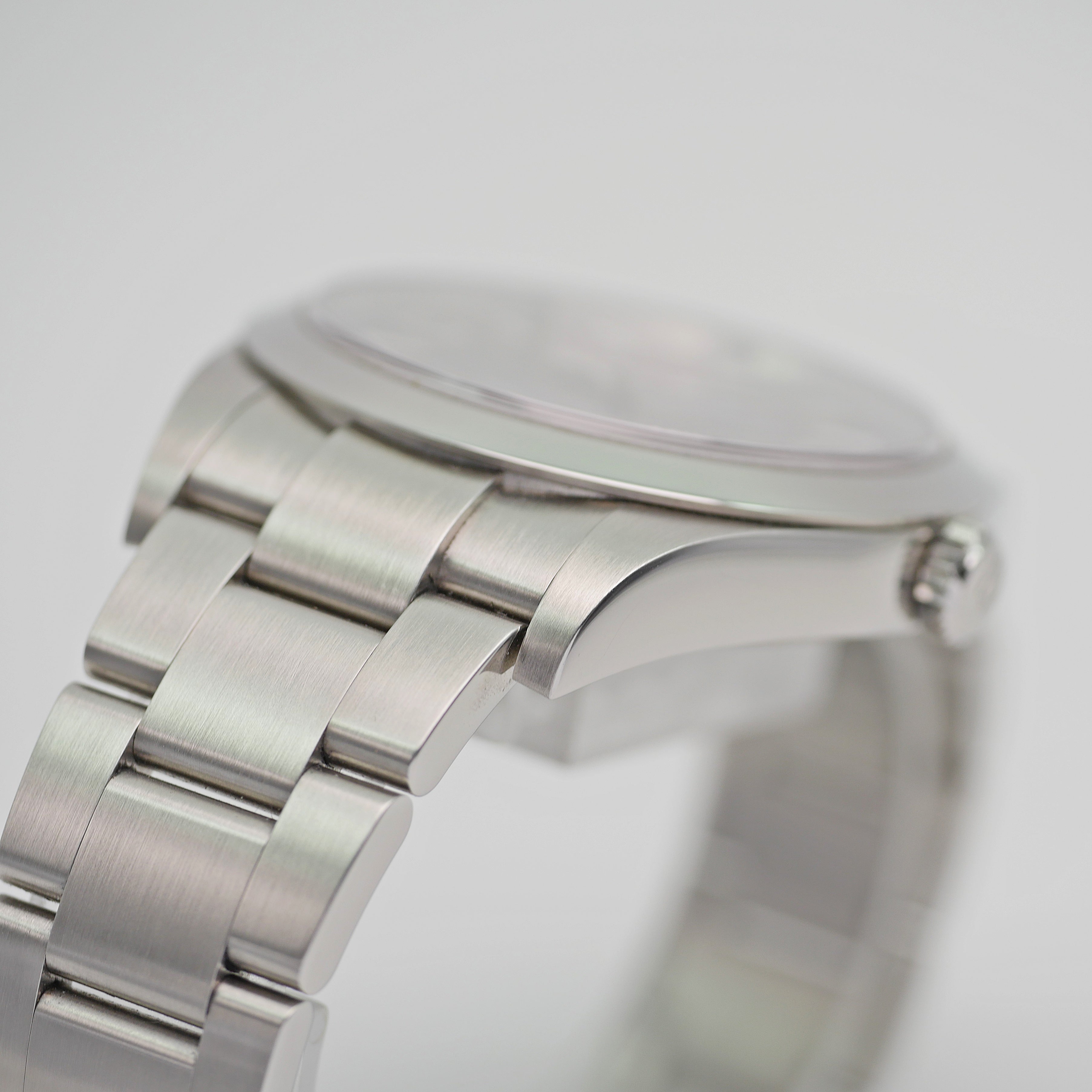 Rolex Explorer 39 Steel 214270 - 2015