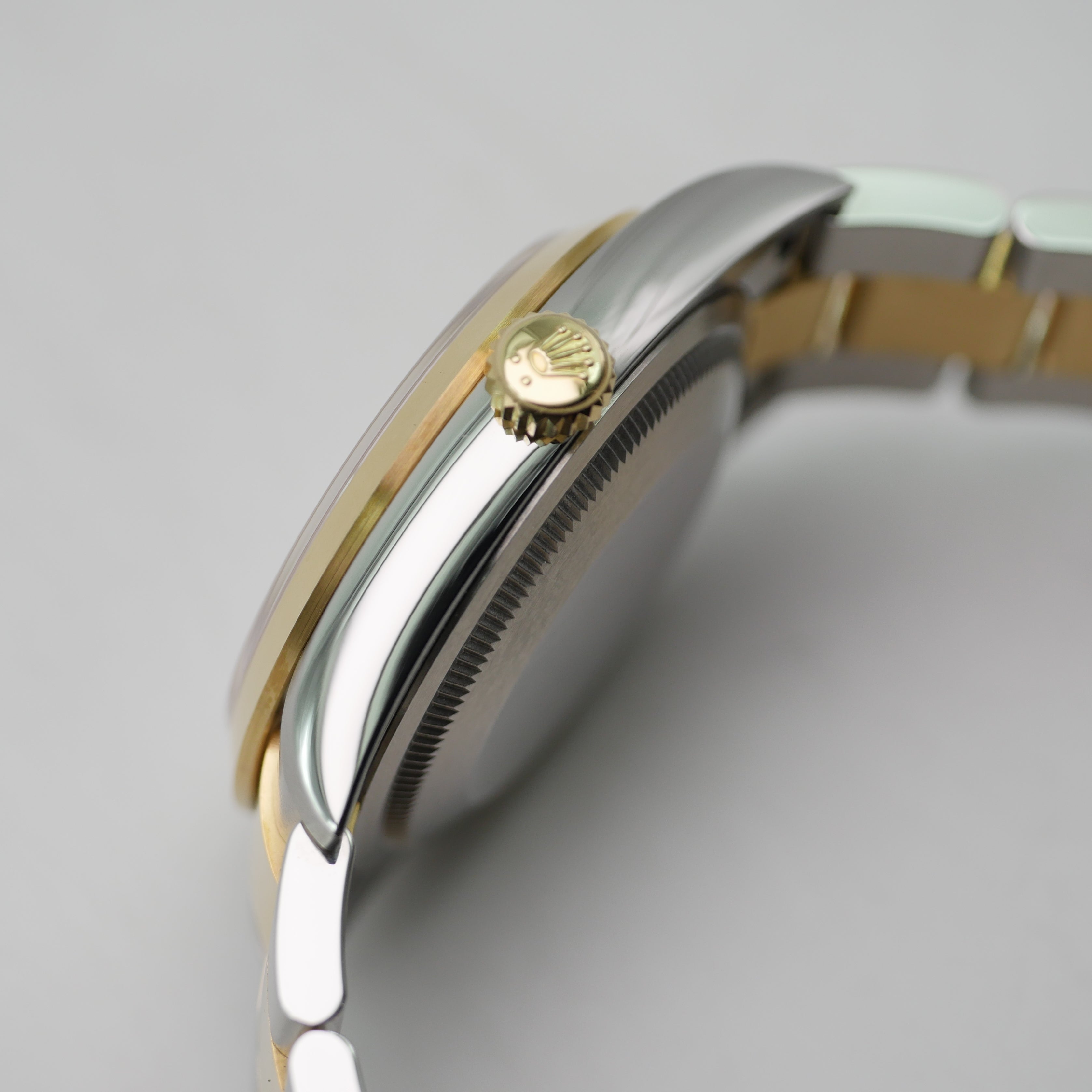 Rolex Explorer 36 Steel / Yellow Gold 124273 - 2021