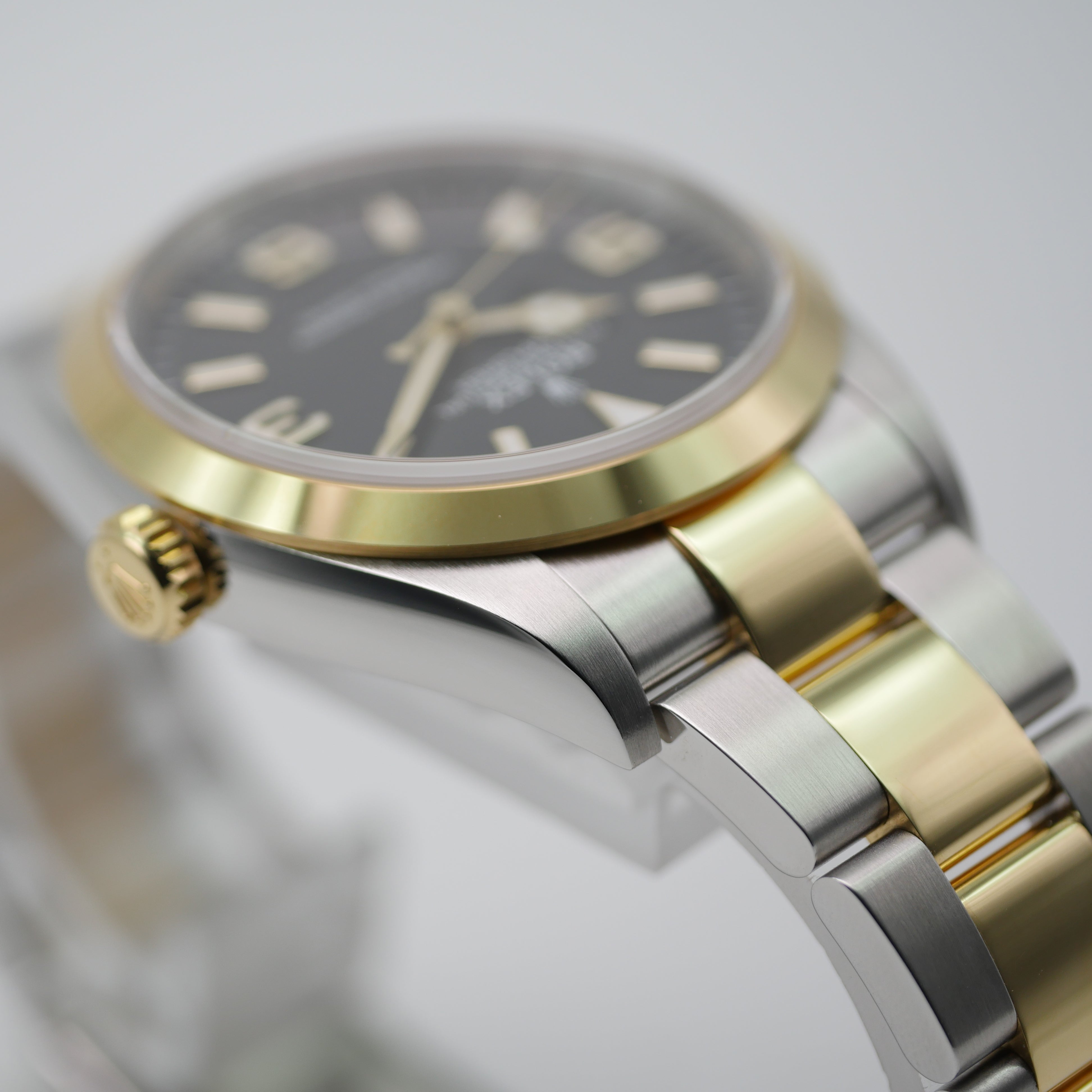 Rolex Explorer 36 Steel / Yellow Gold 124273 - 2021