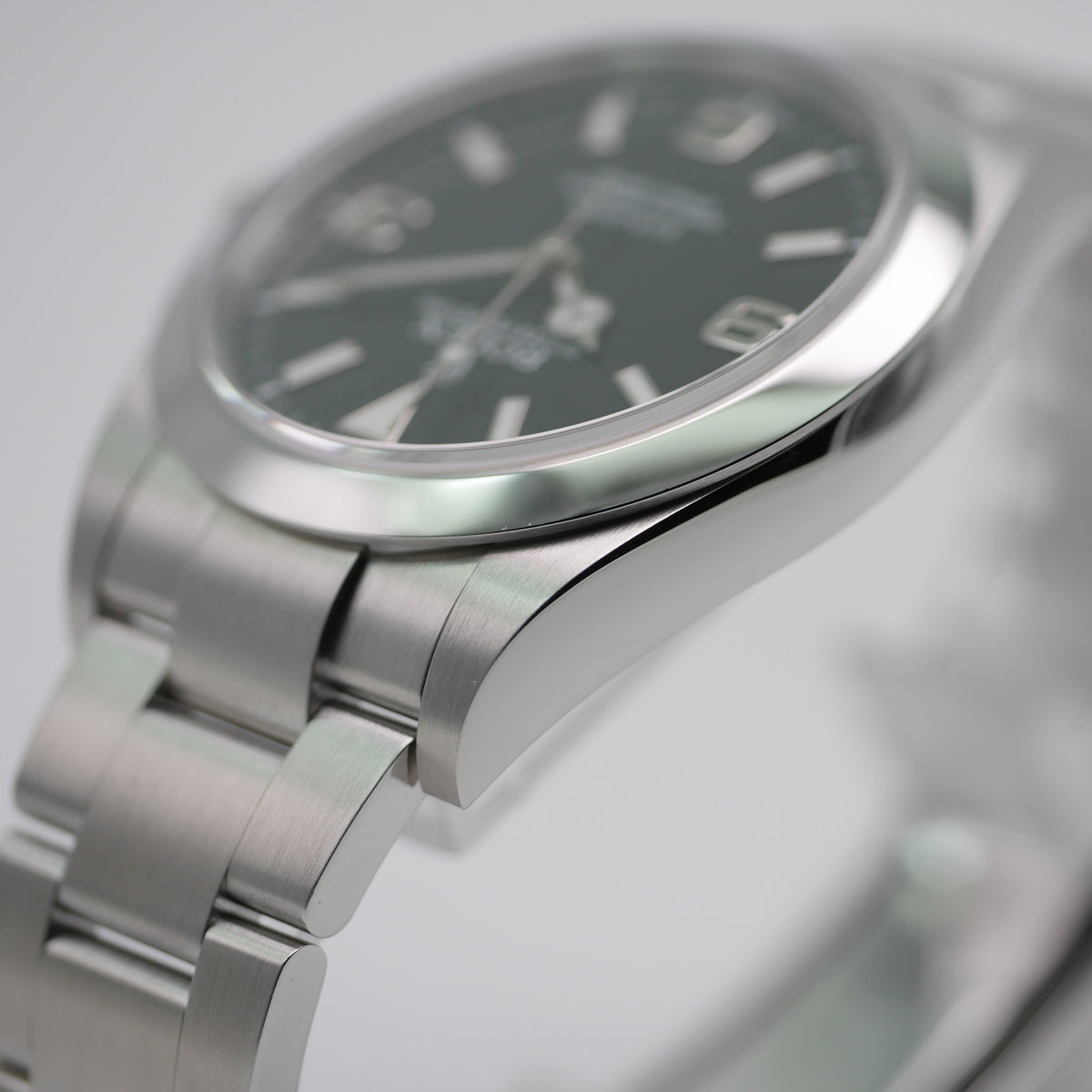 Rolex Explorer 39 Steel 214270 - 2015