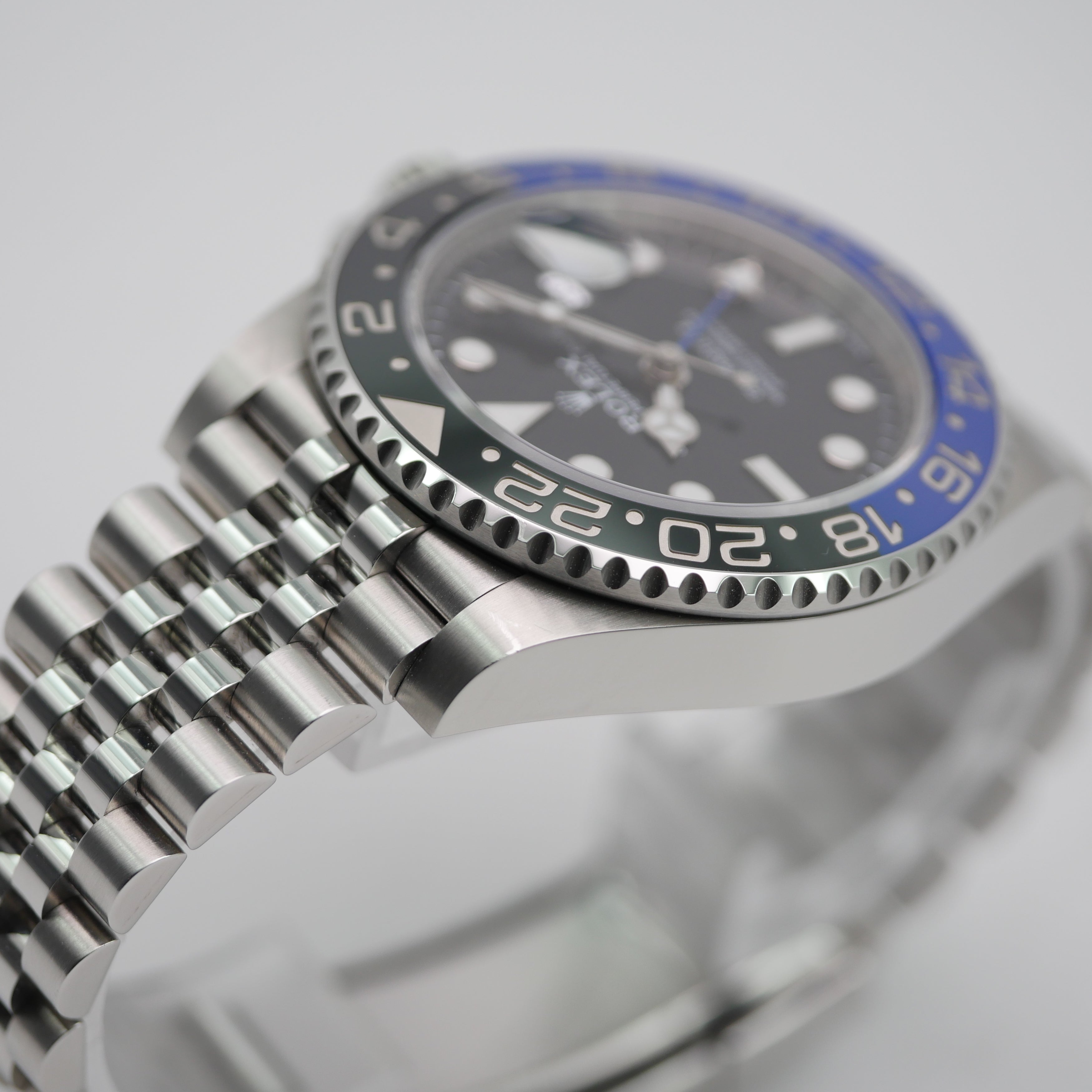 Rolex GMT-Master II Stahl 126710BLNR "Batgirl" - 2020