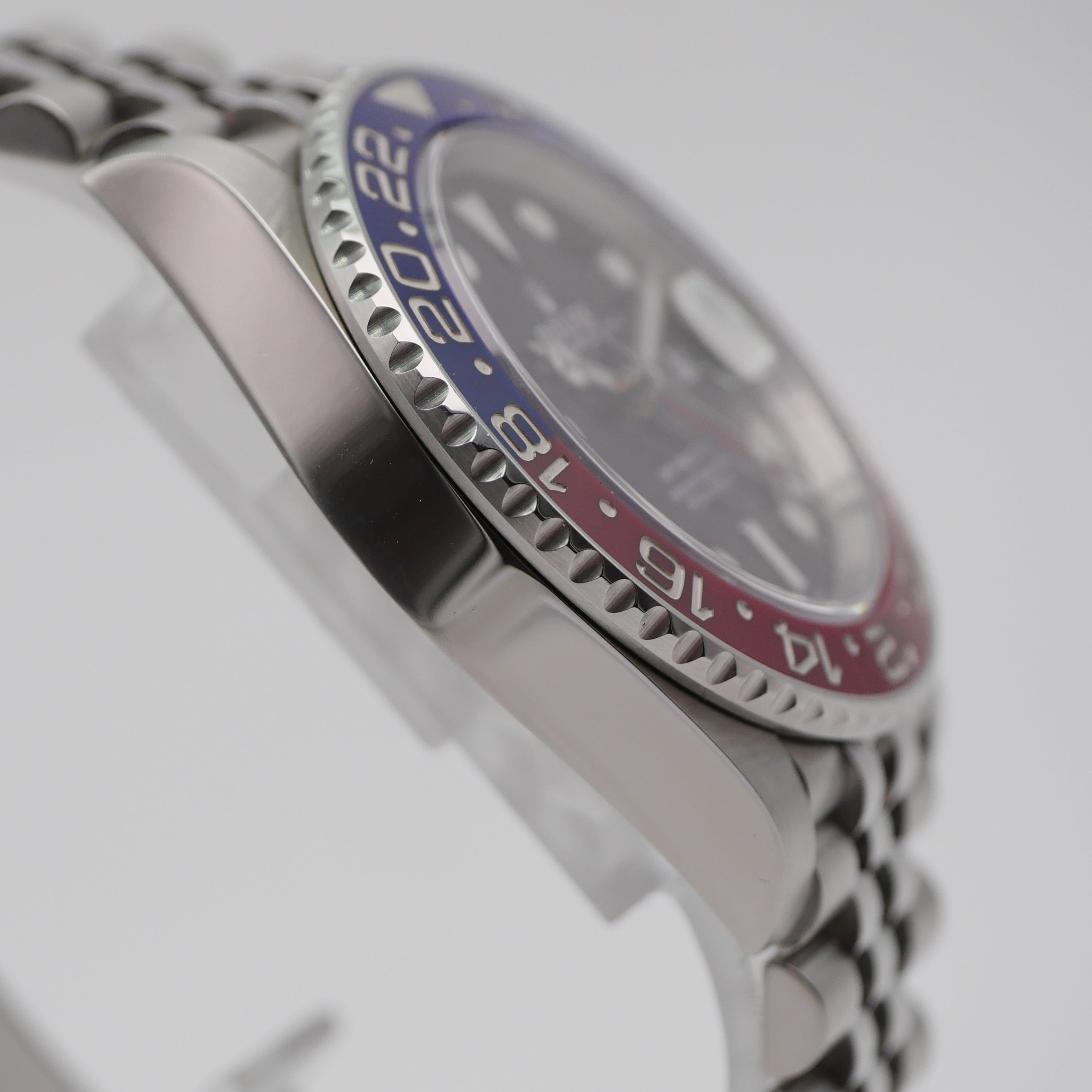 Rolex GMT-Master II 126710BLRO - 2019