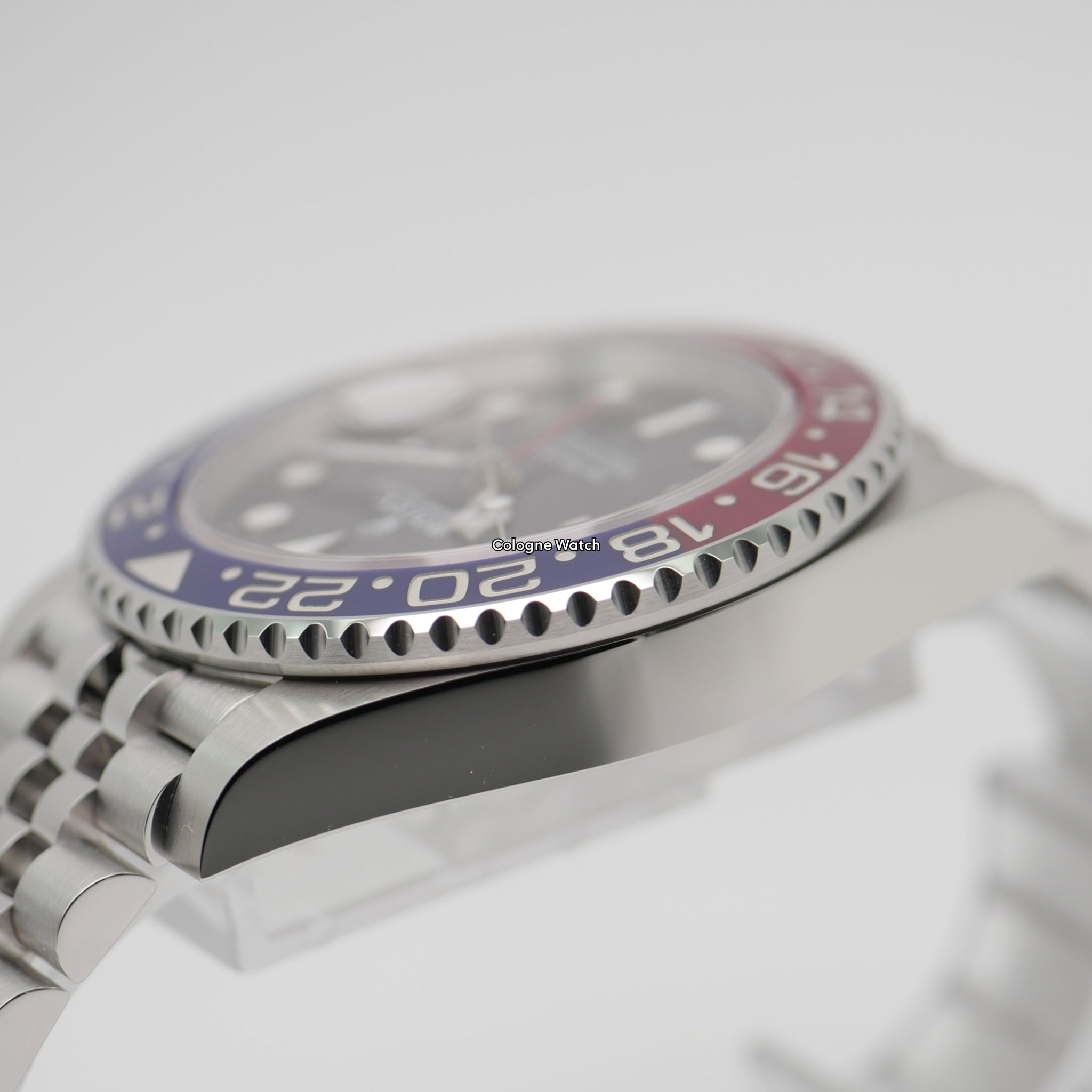 Rolex GMT-Master II Stahl 126710BLRO - 2022