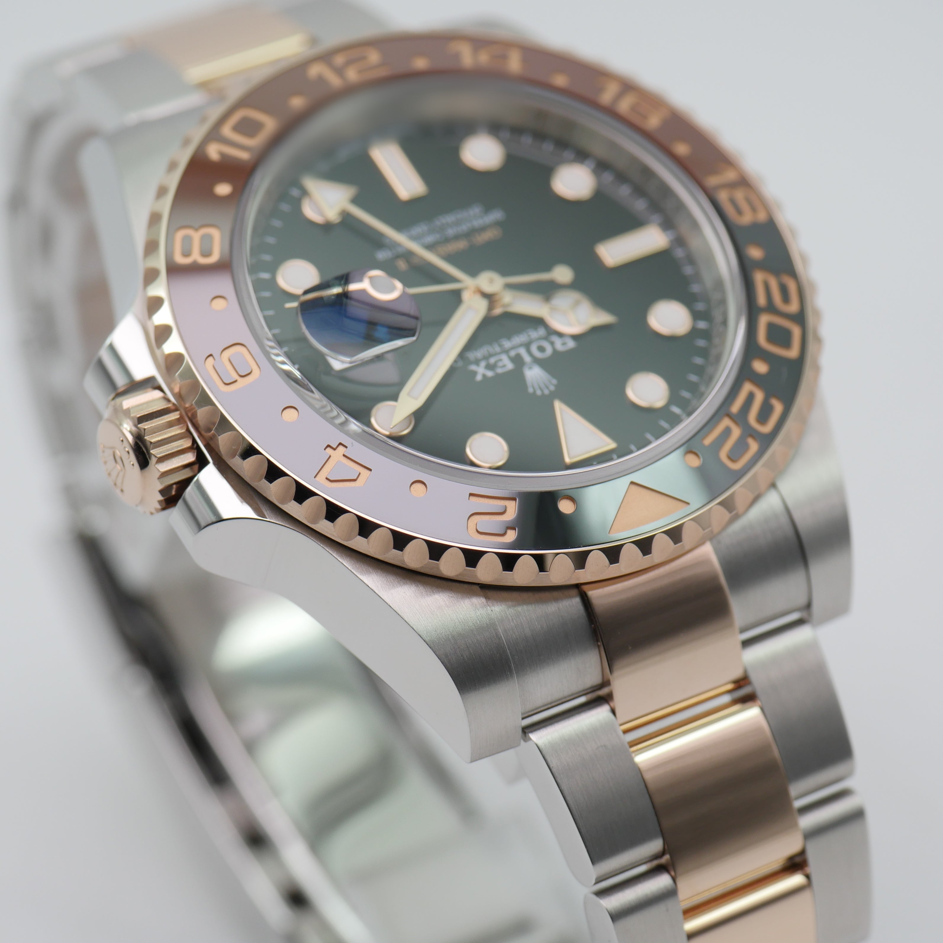 Rolex GMT-Master II Steel / Rose Gold 126711CHNR "Rootbeer" - 2023