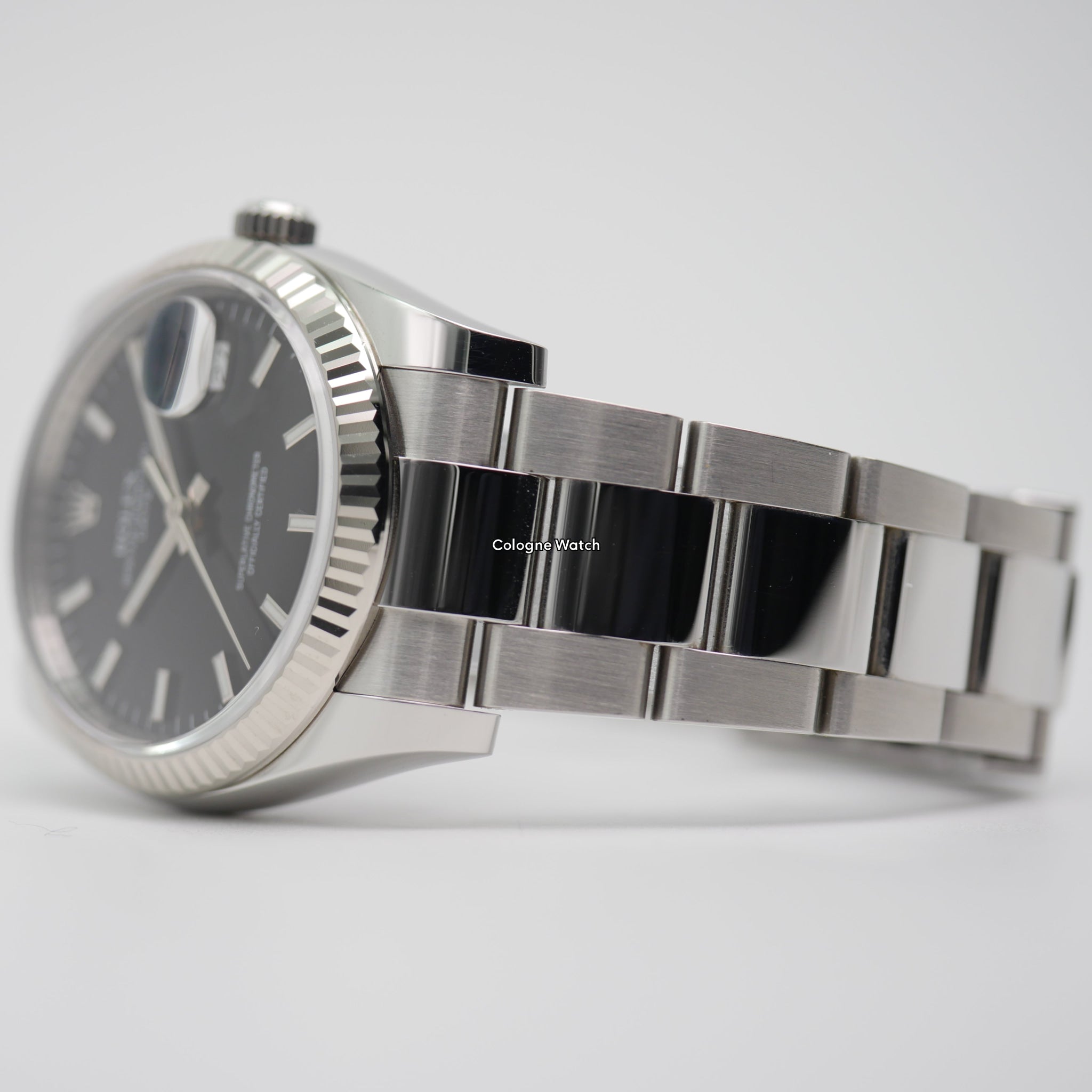 Rolex Oyster Perpetual Date 115234 - 2018