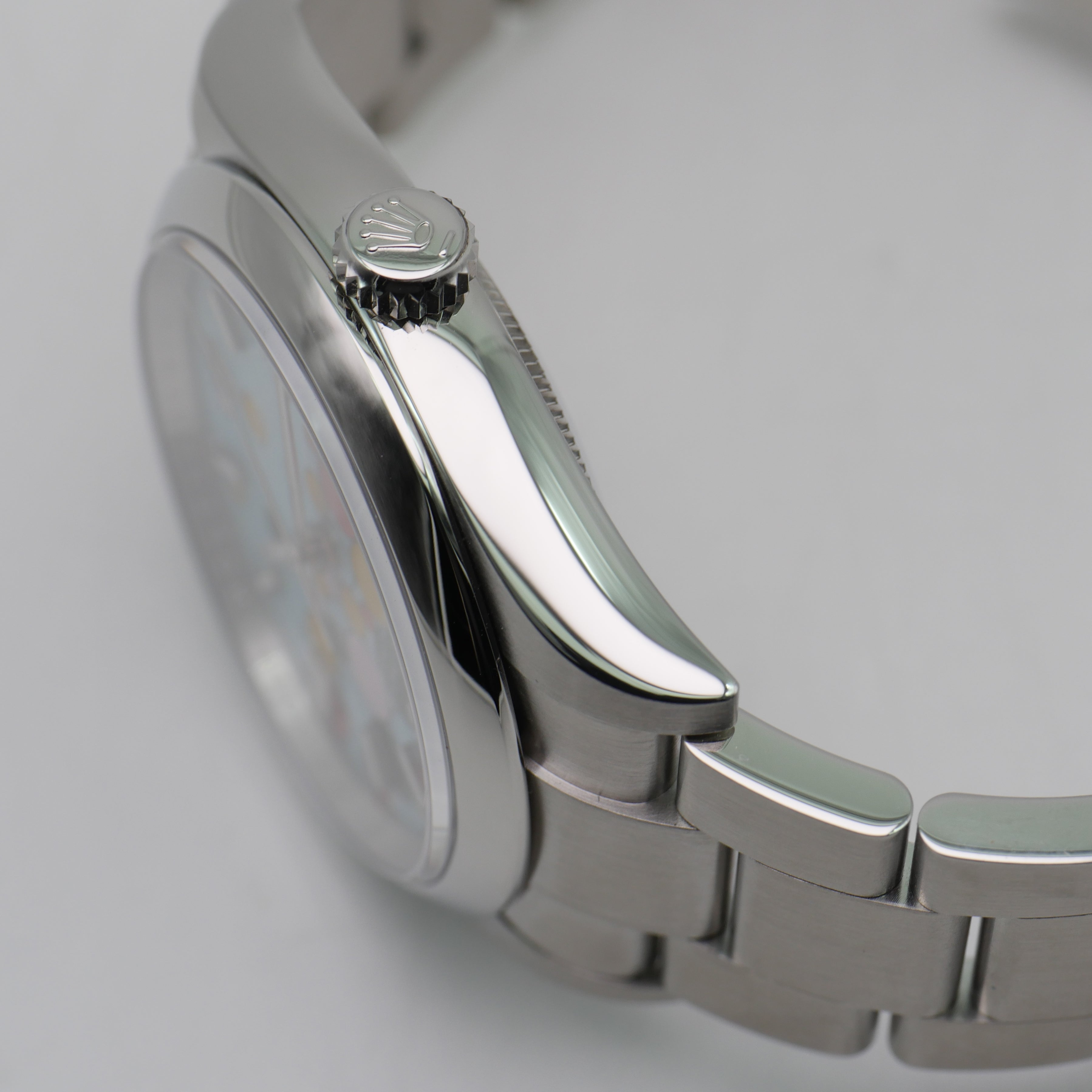 Rolex Oyster Perpetual 36 Steel 126000 "Celebration Dial" - 2024