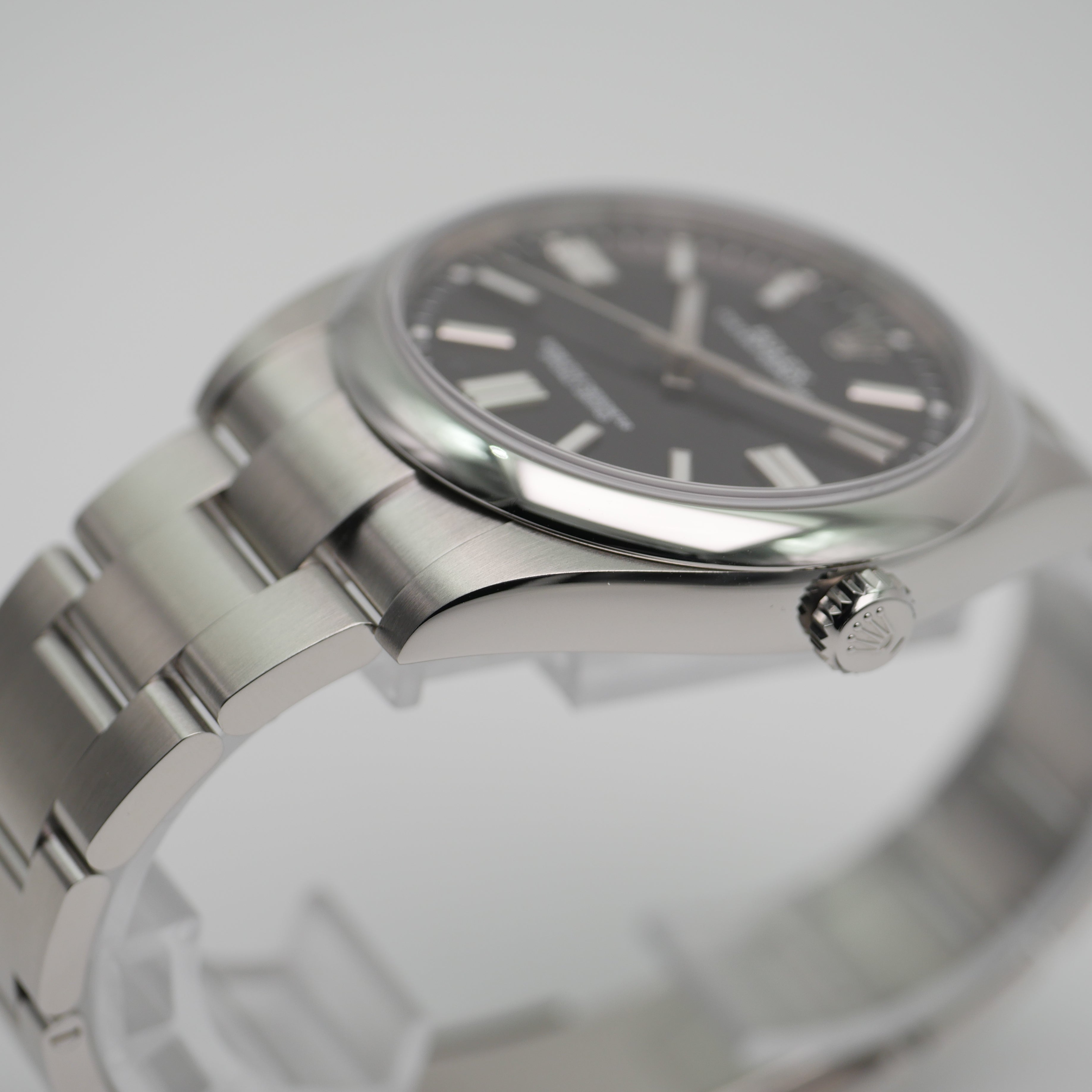 Rolex Oyster Perpetual 41 Steel 124300 - 2021