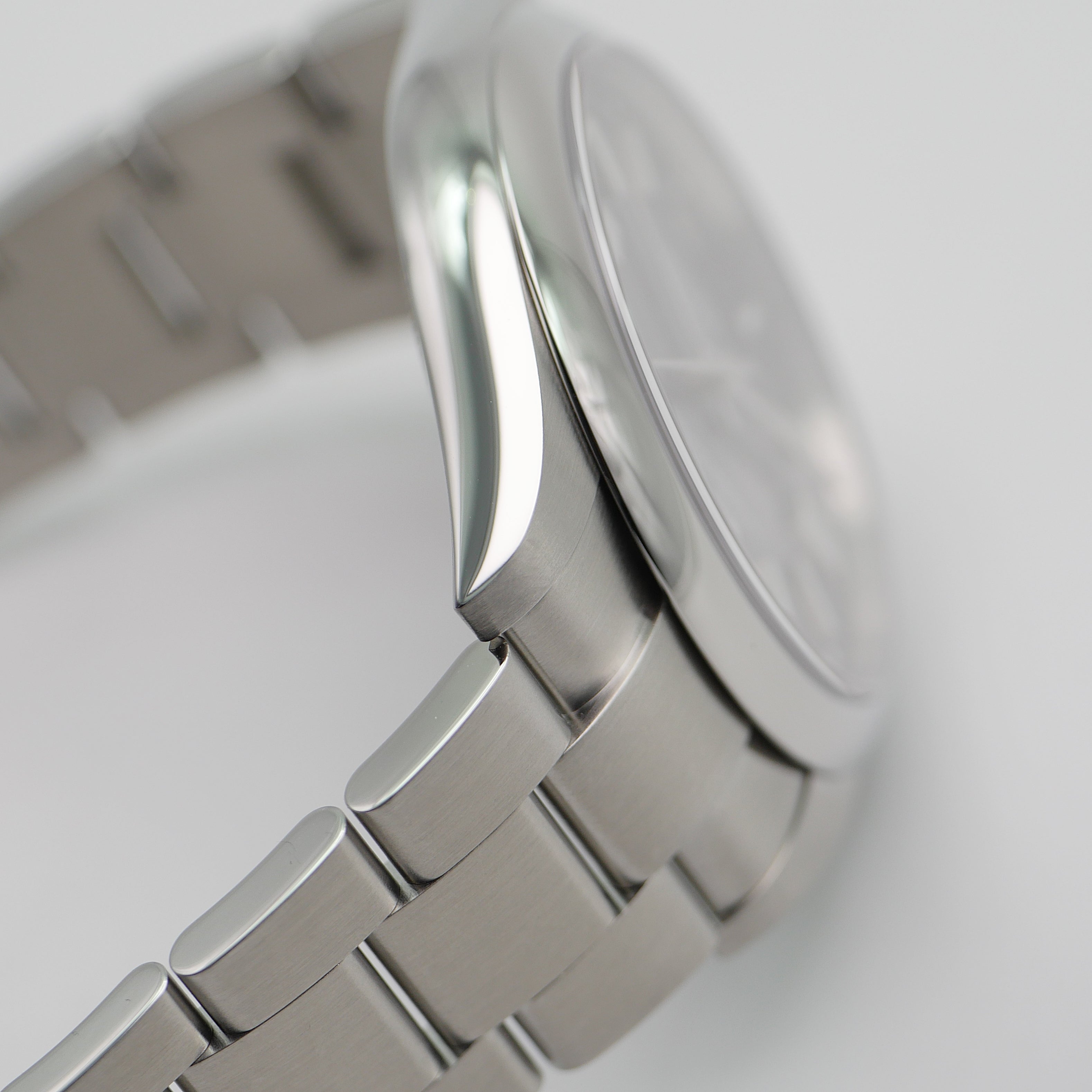 Rolex Oyster Perpetual 41 Stahl 124300 - 2020