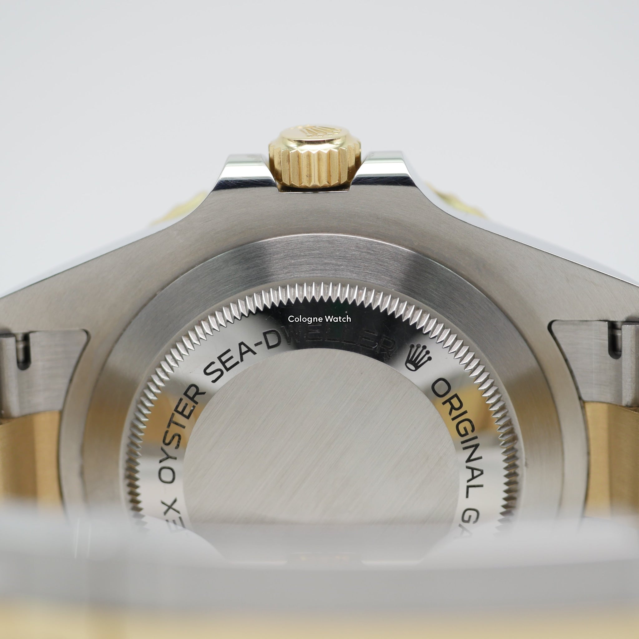 Rolex Sea-Dweller 43 Steel / Yellow Gold 126603 - 2021