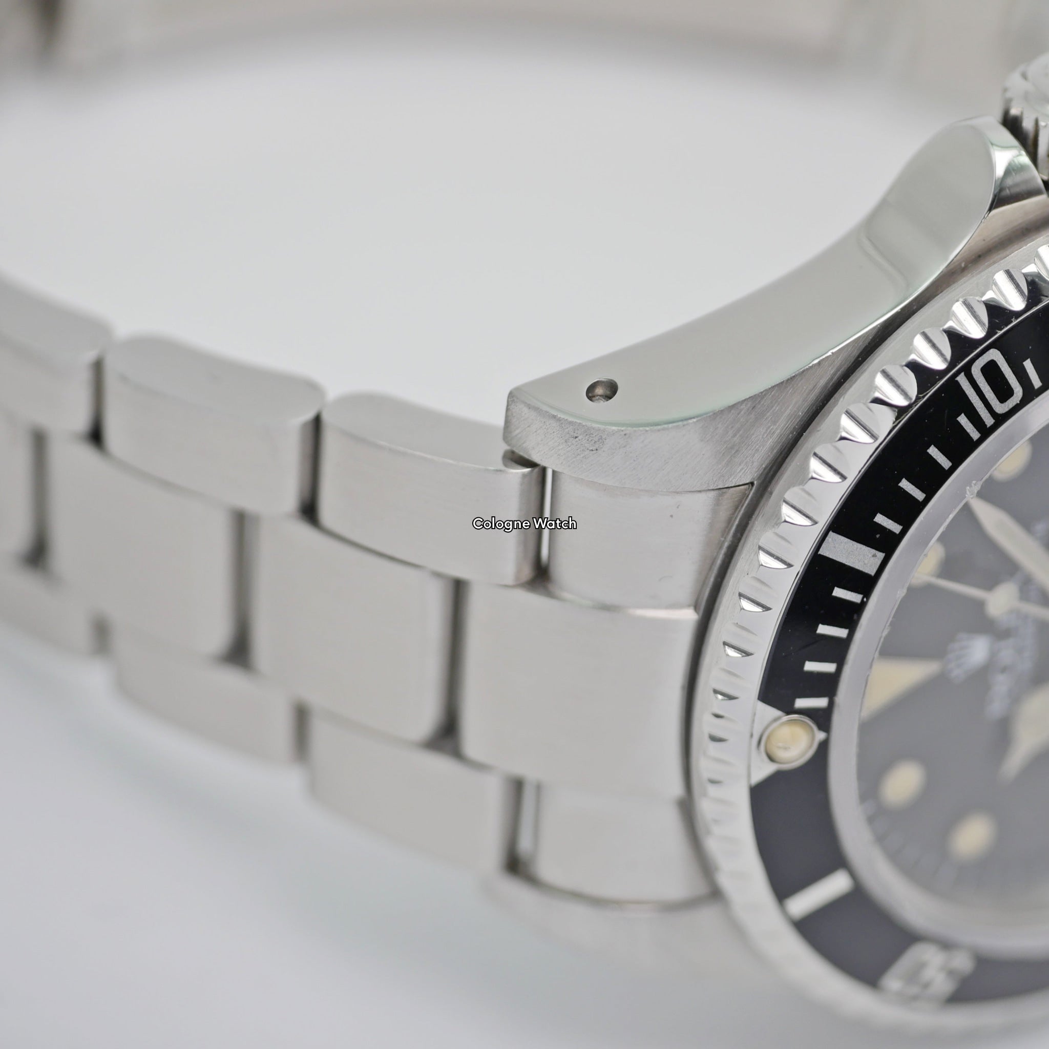 Rolex Sea-Dweller 16600 - 2004