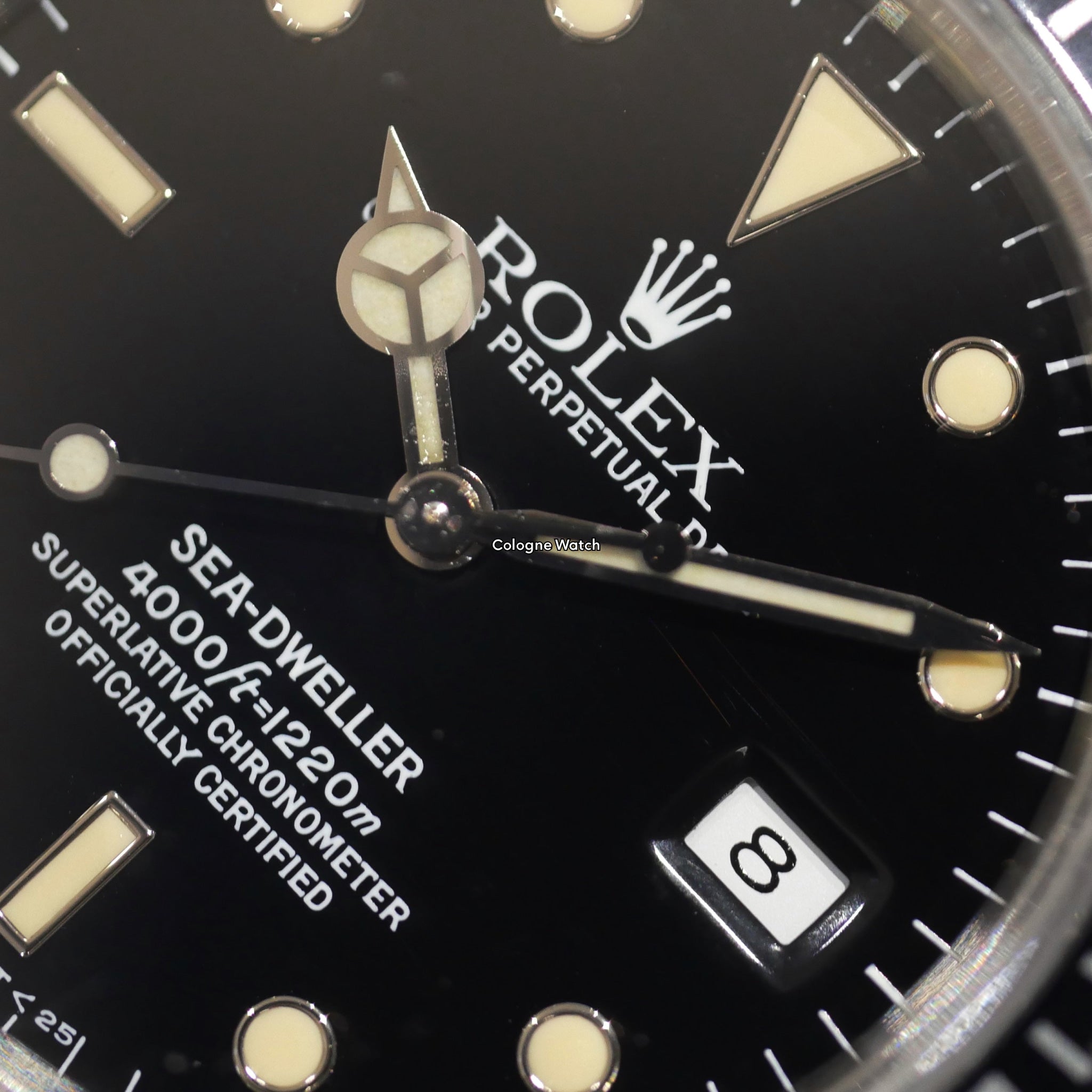 Rolex Sea-Dweller 16600 - 2004