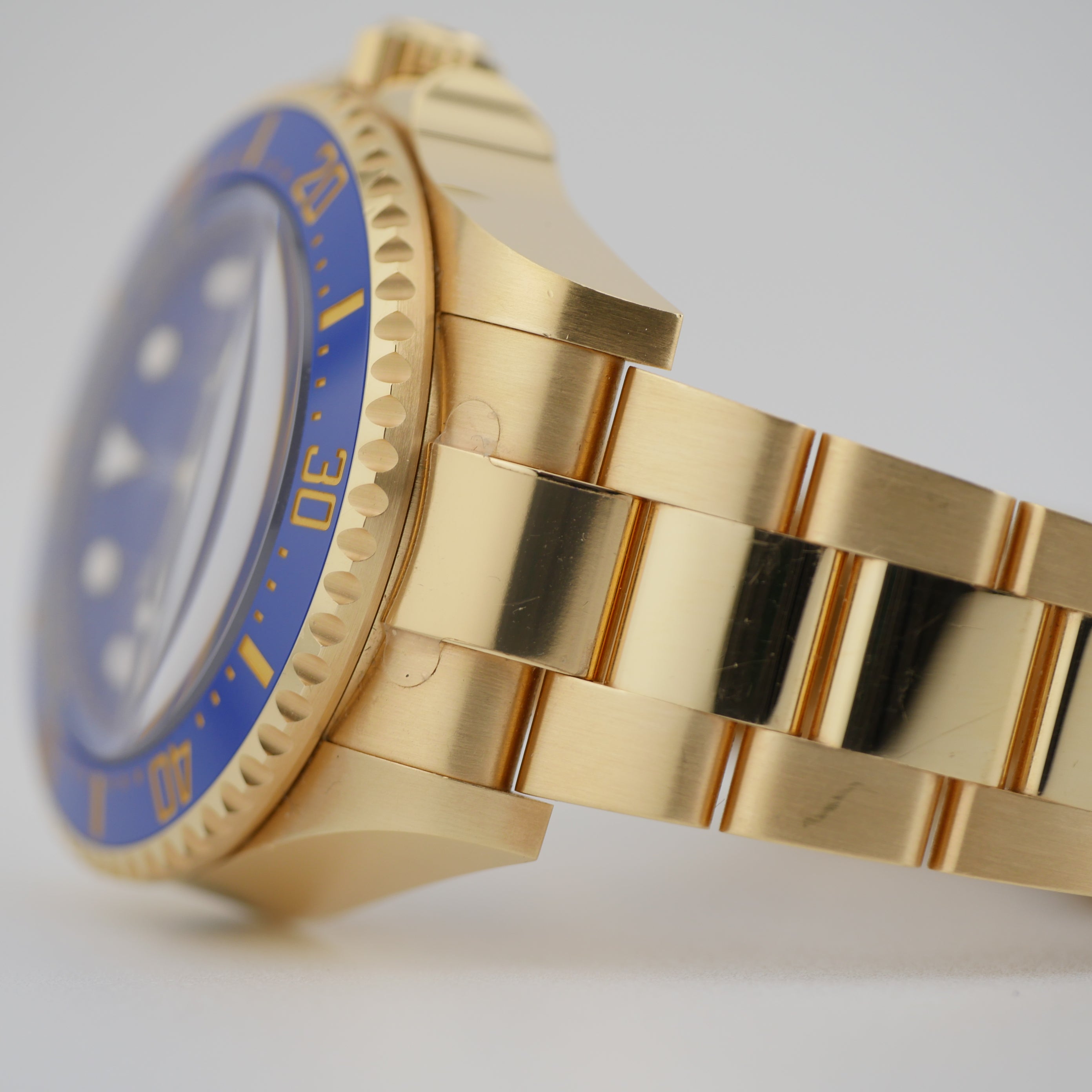 Rolex Sea-Dweller Deepsea Yellow Gold 136668LB - 2024