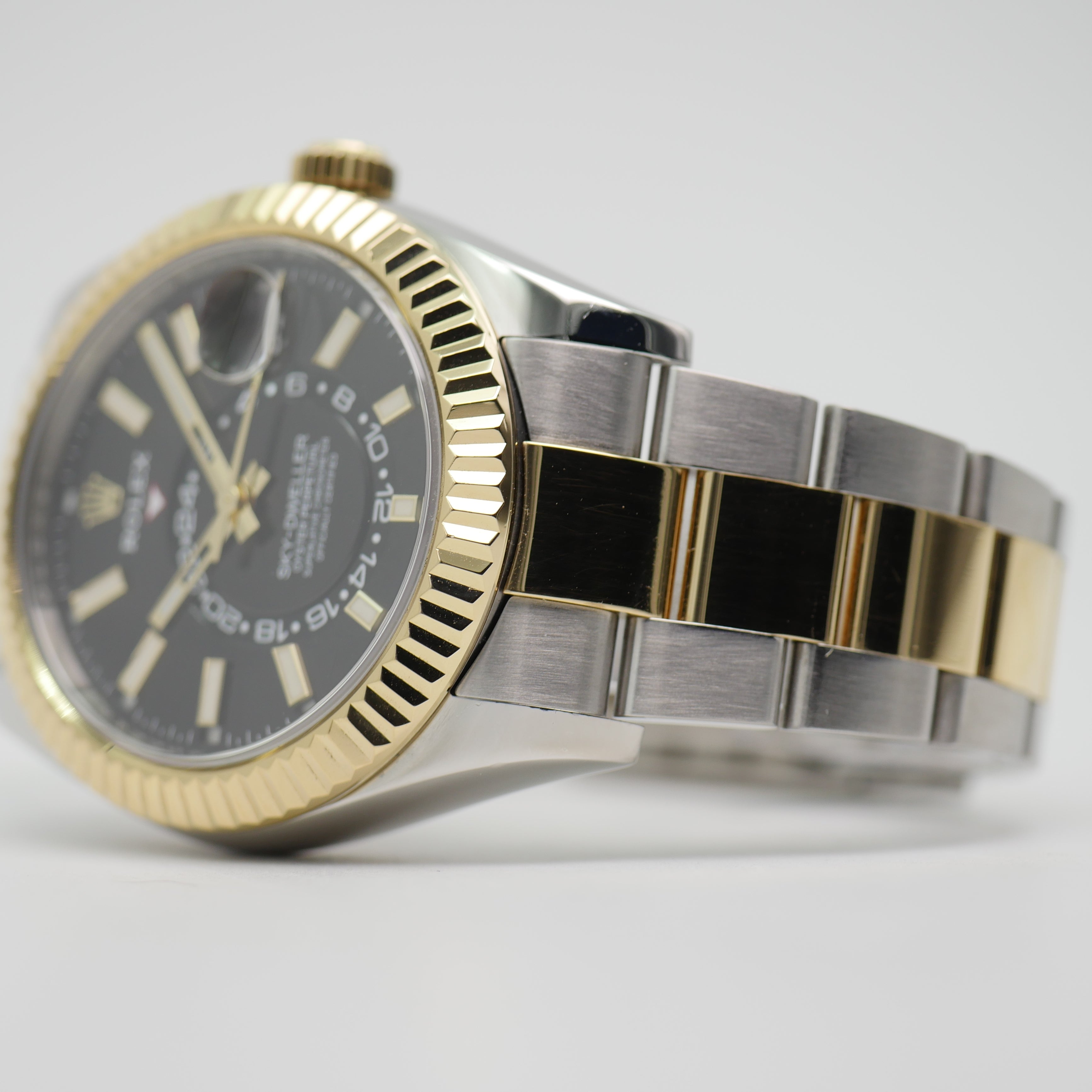 Rolex Sky-Dweller Stahl/Gelbgold 326933 - 2022