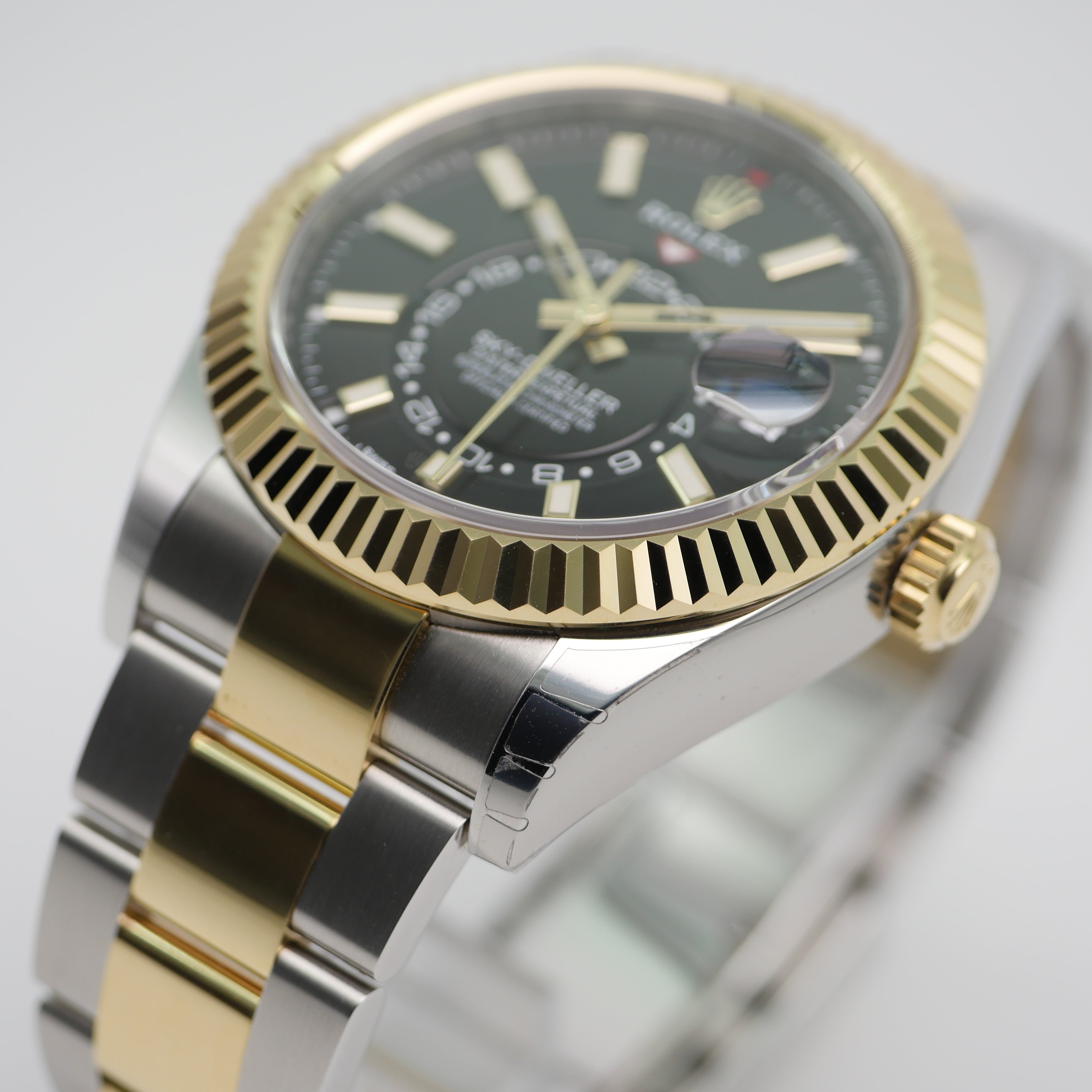 Rolex Sky-Dweller Stahl / Gelbgold 326933 - 2018