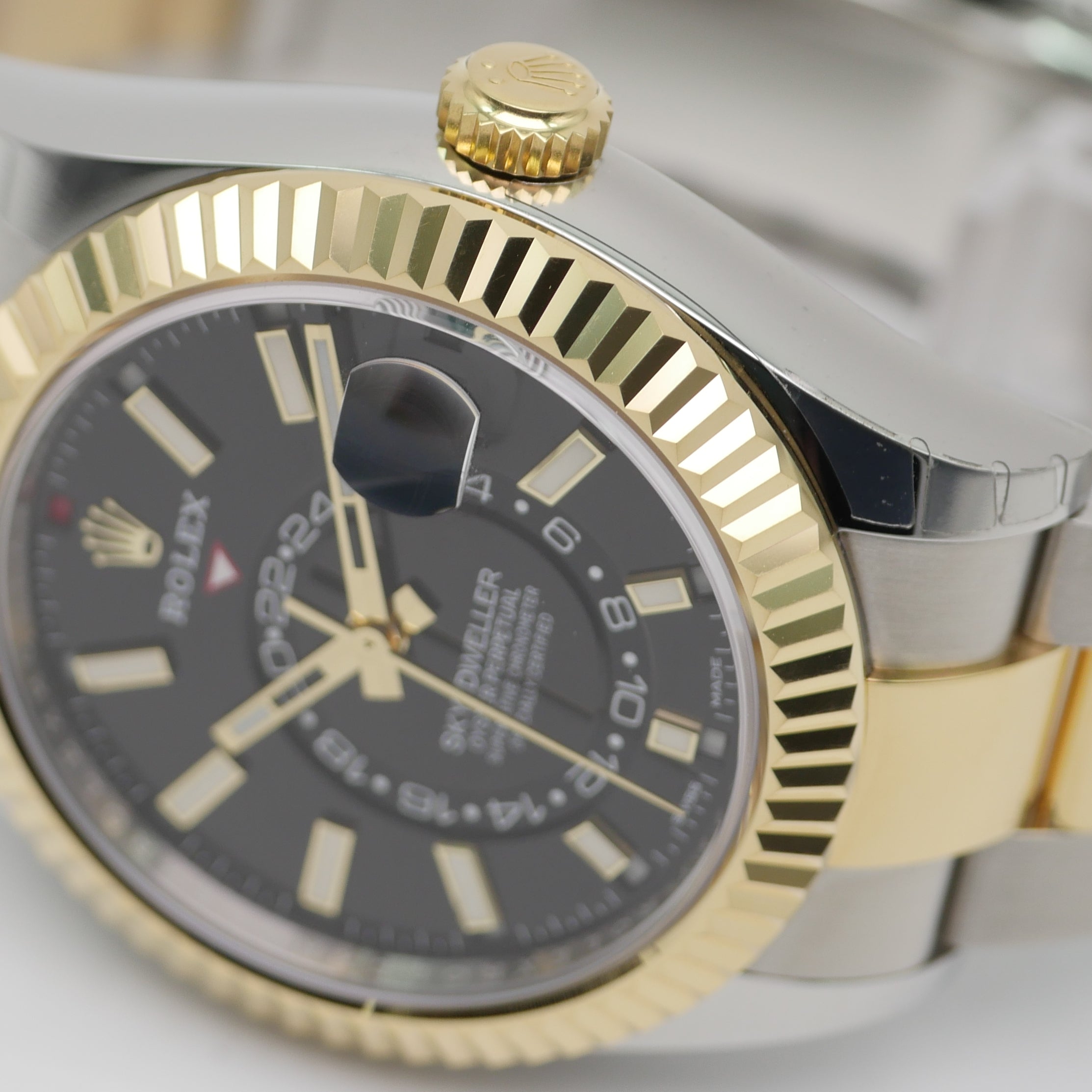 Rolex Sky-Dweller Stahl / Gelbgold 326933 - 2018