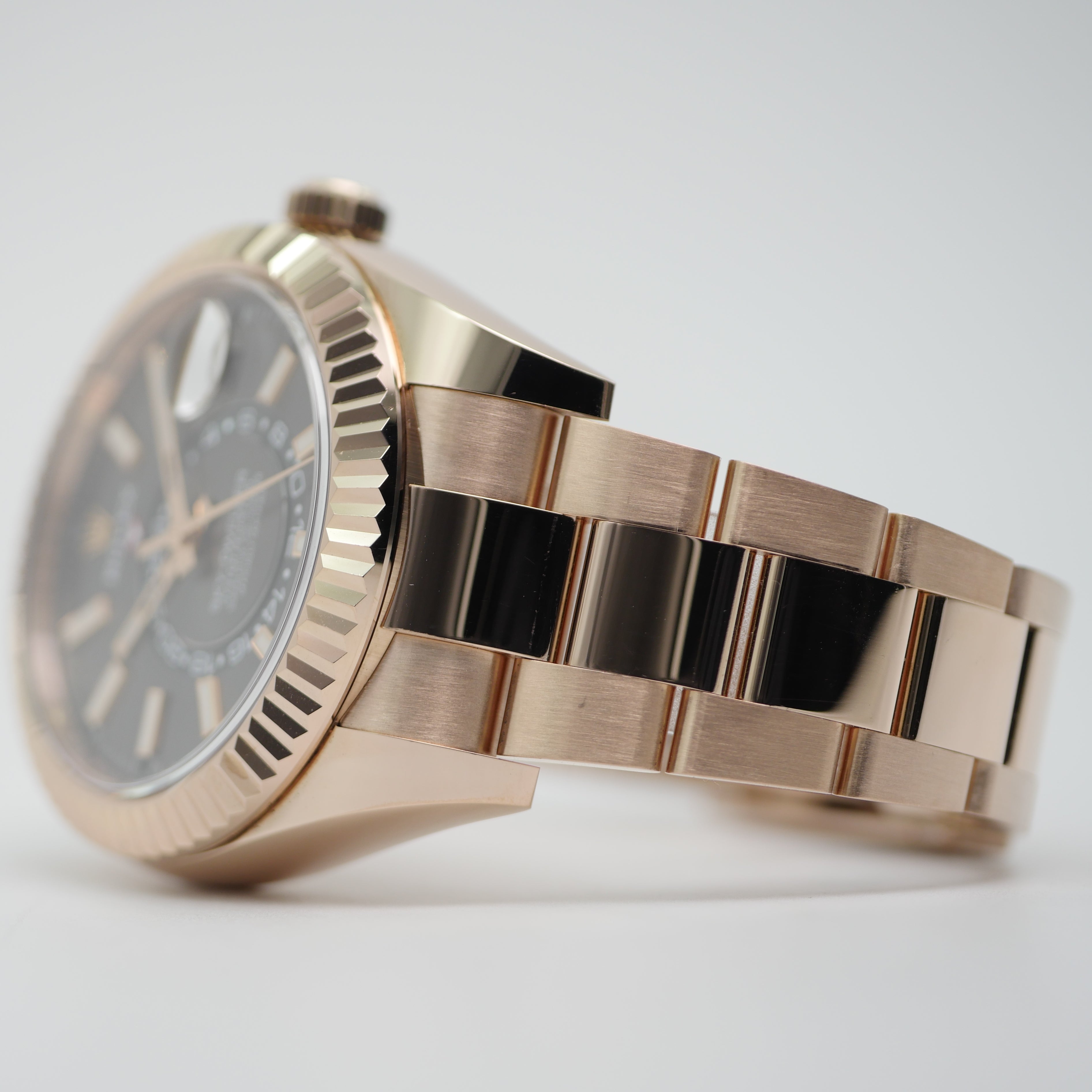 Rolex Sky Dweller Rosegold 326935 - 2018