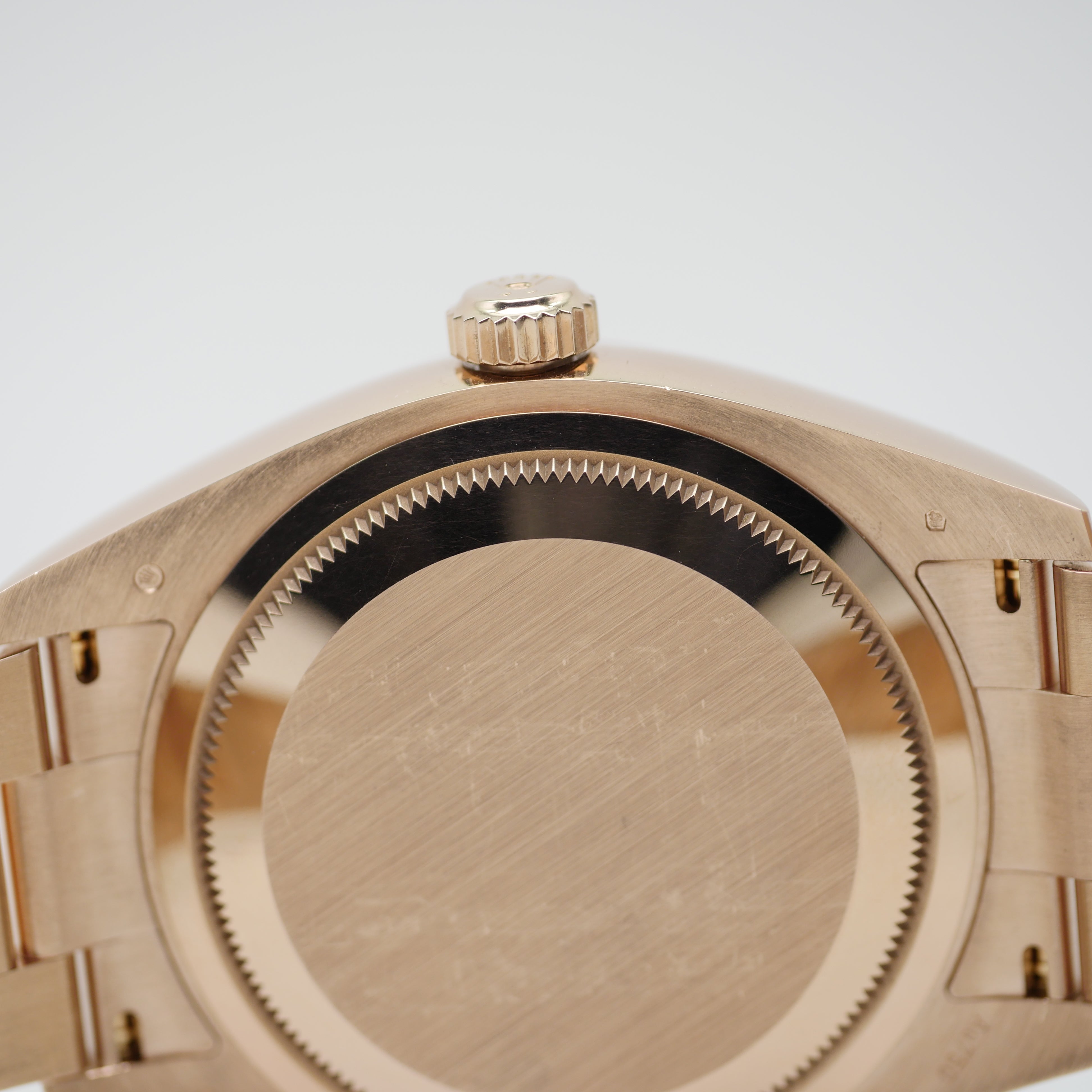 Rolex Sky Dweller Rosegold 326935 - 2018