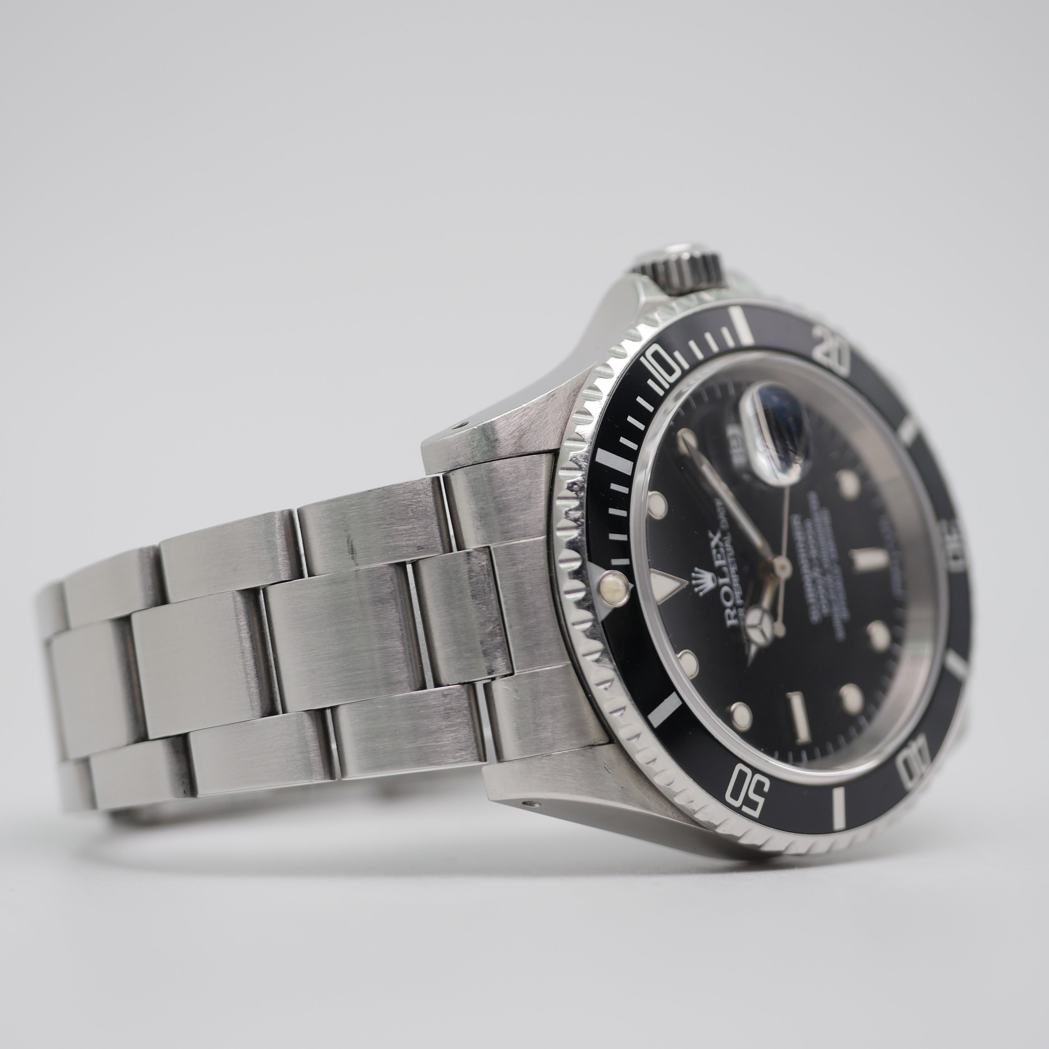 Rolex Submariner Date Steel 16610 - 1998