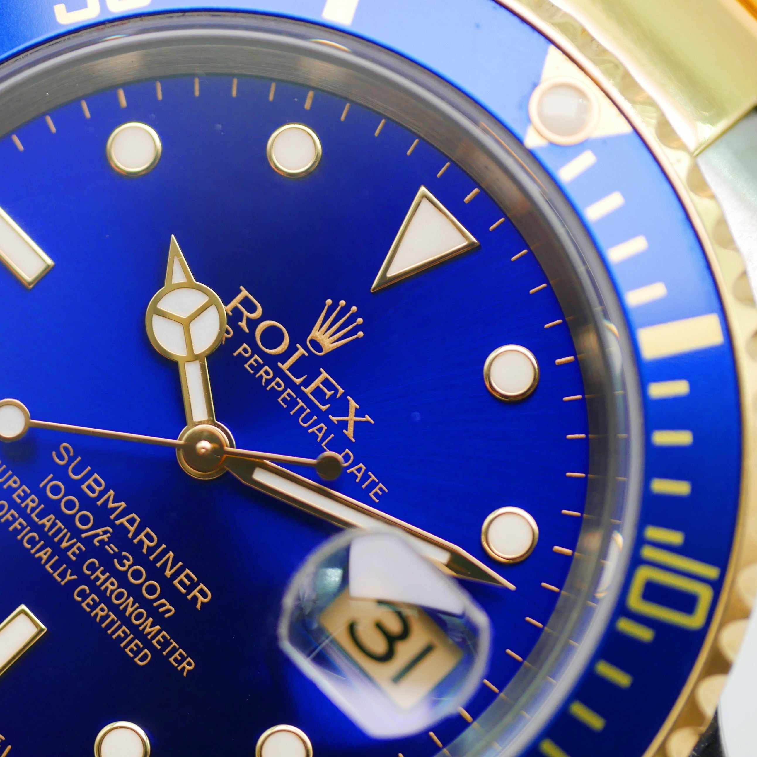 Rolex Submariner Date Steel / Gold 16613 - 1993