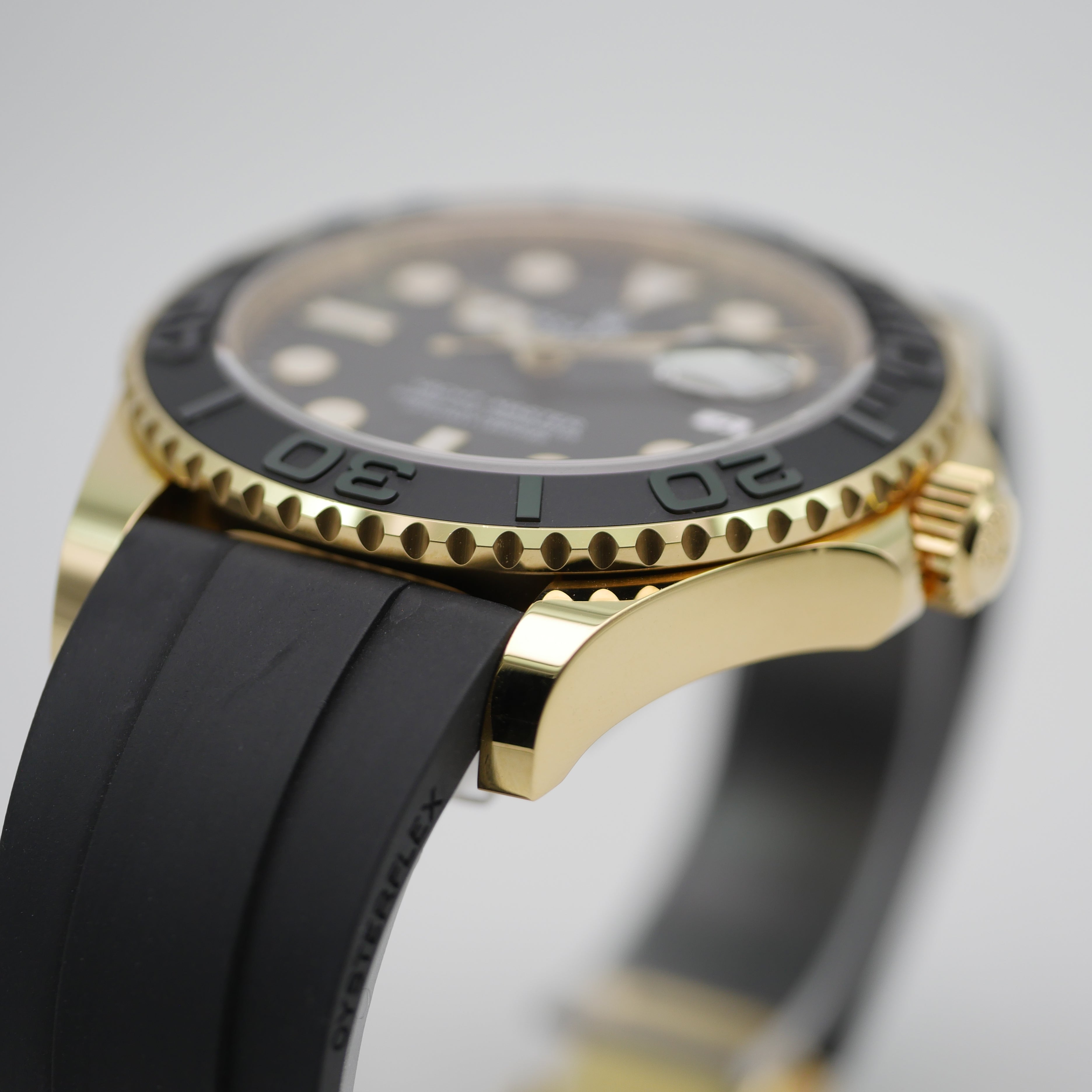 Rolex Yacht-Master 42 Gelbgold 226658 - 2022