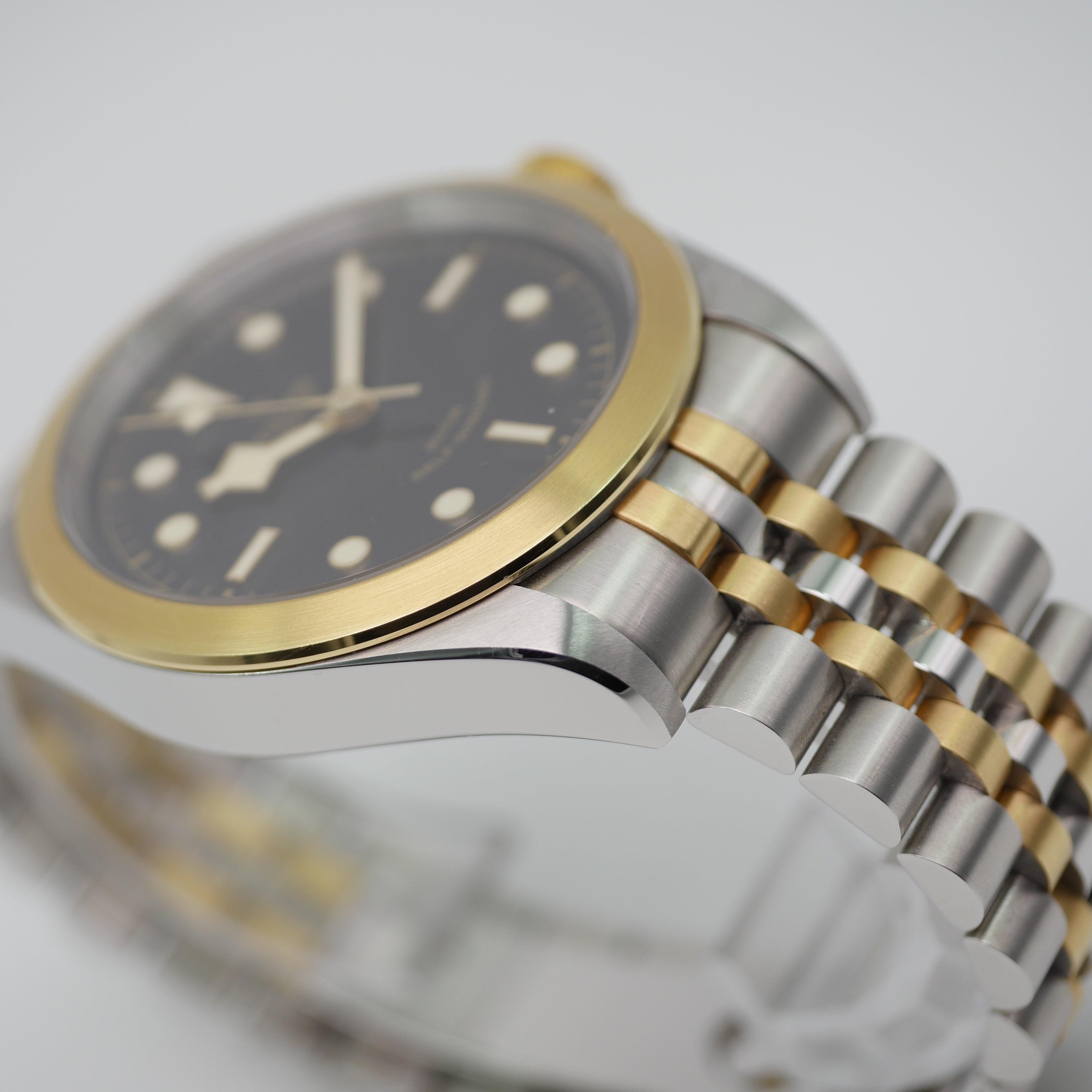 Tudor Black Bay 41 Stahl / Gelbgold 79543 - 2020