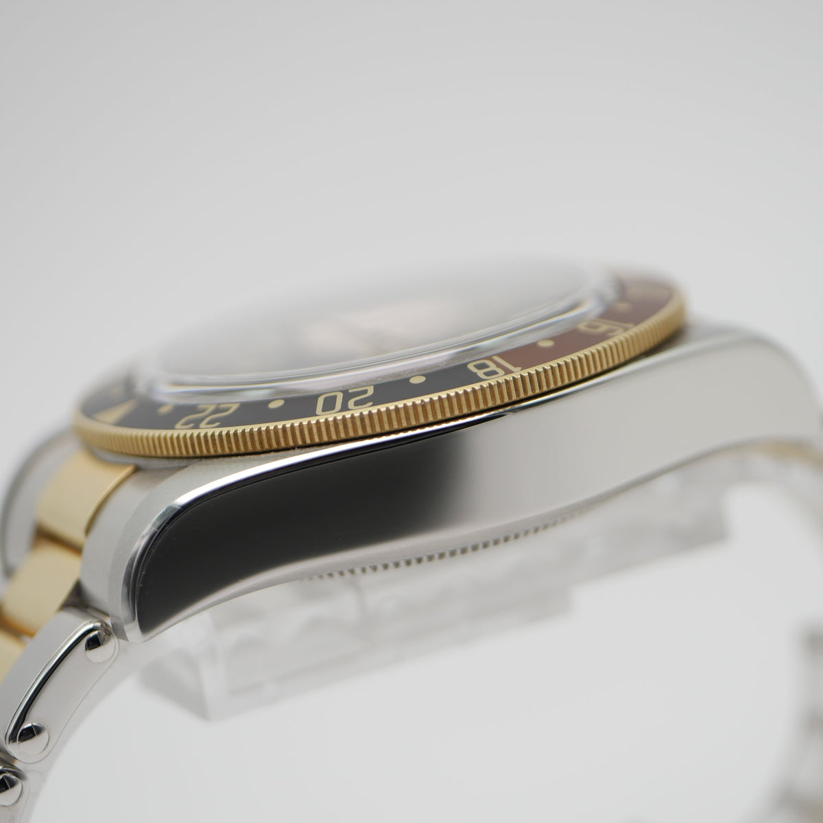 Tudor Black Bay GMT Stahl / Gold 79833MN - 2022