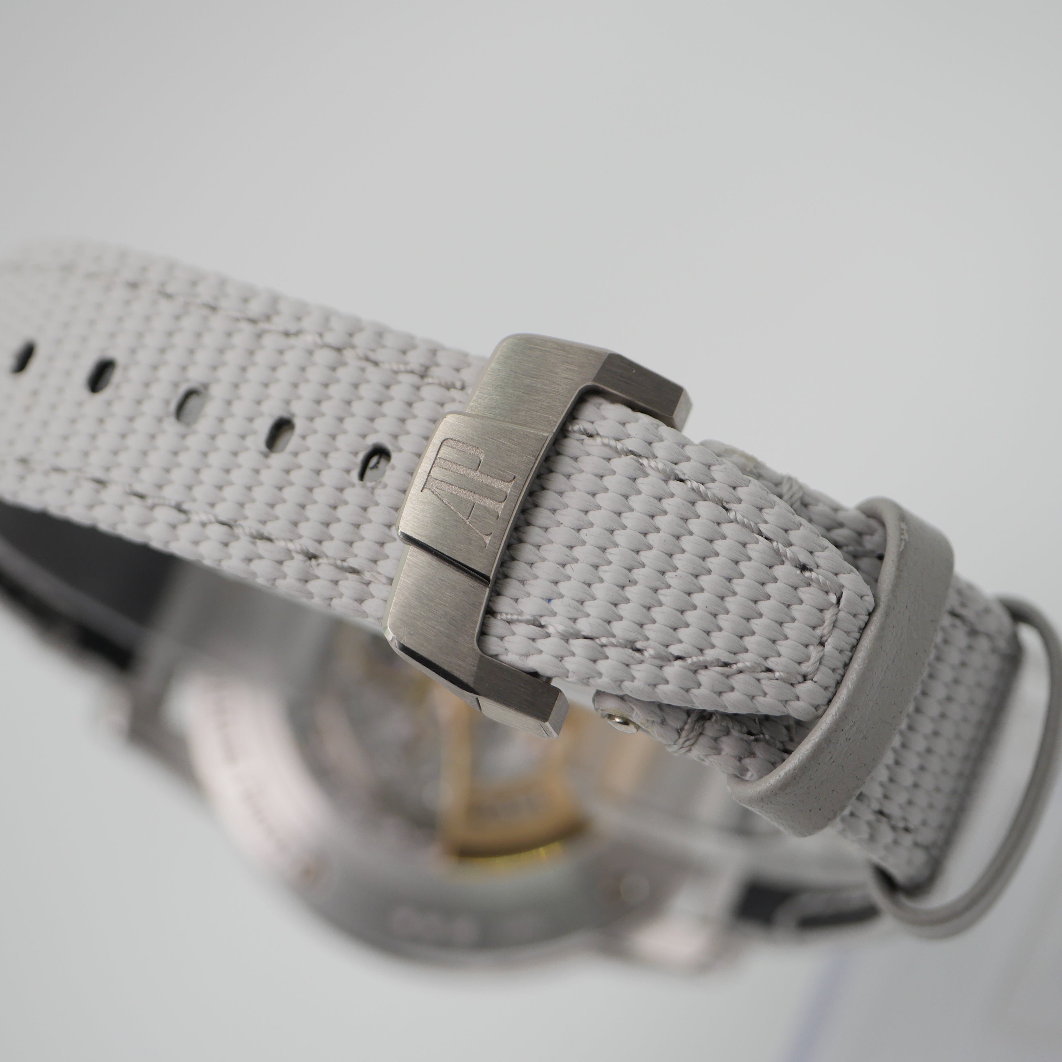 Audemars Piguet Code 11.59 Weißgold 26394BC.OO.D027KB.01 - 2022