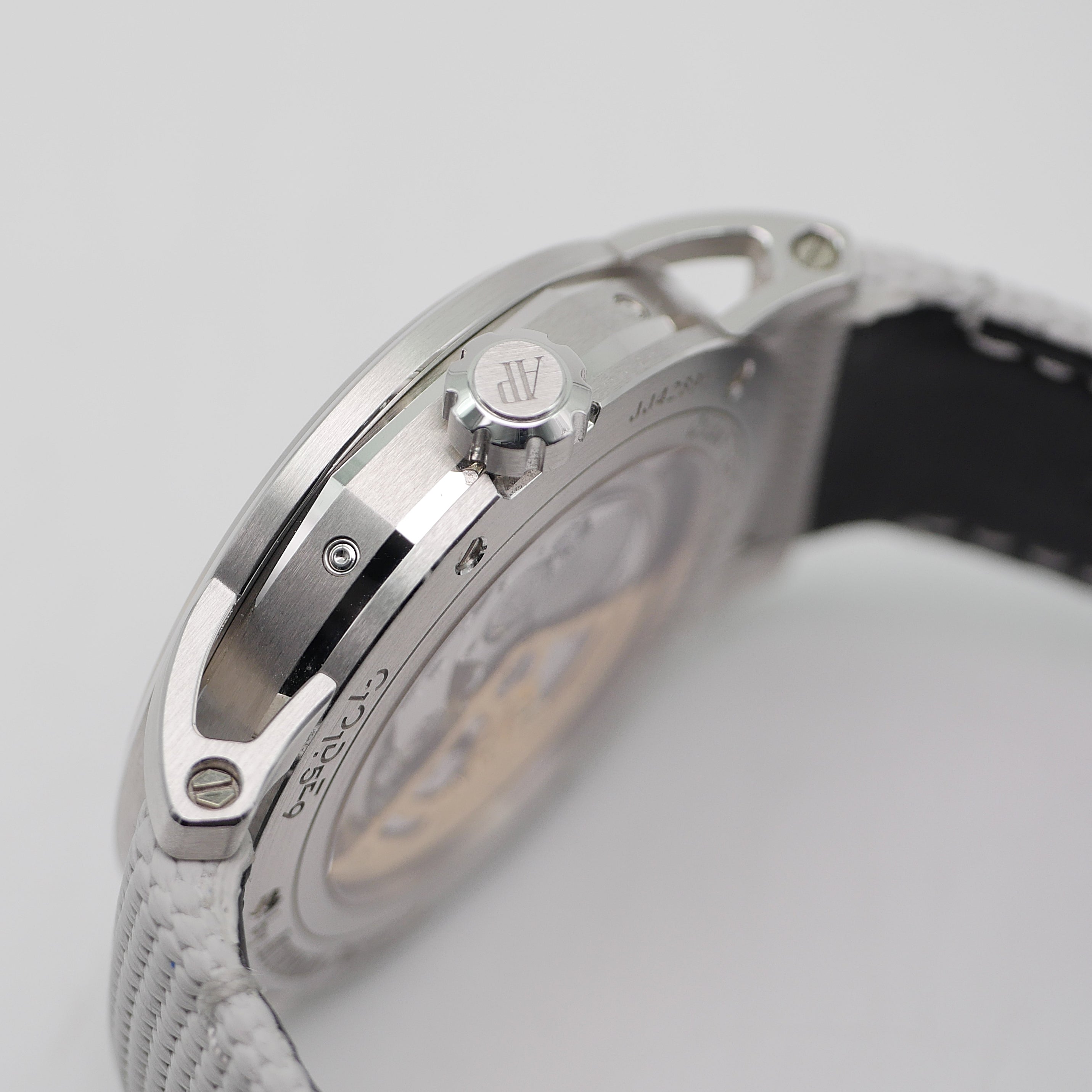 Audemars Piguet Code 11.59 Weißgold 26394BC.OO.D027KB.01 - 2022