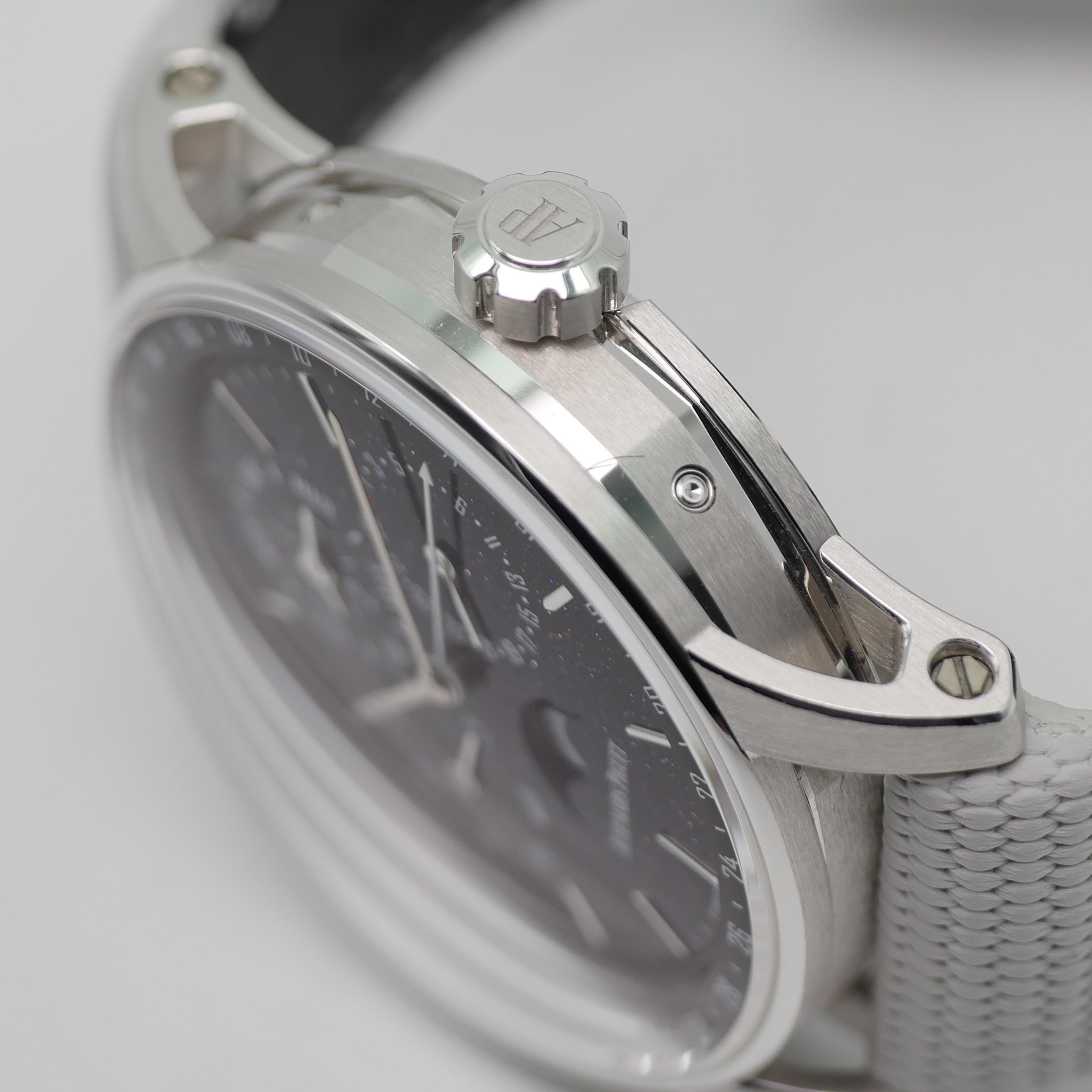 Audemars Piguet Code 11.59 Weißgold 26394BC.OO.D027KB.01 - 2022