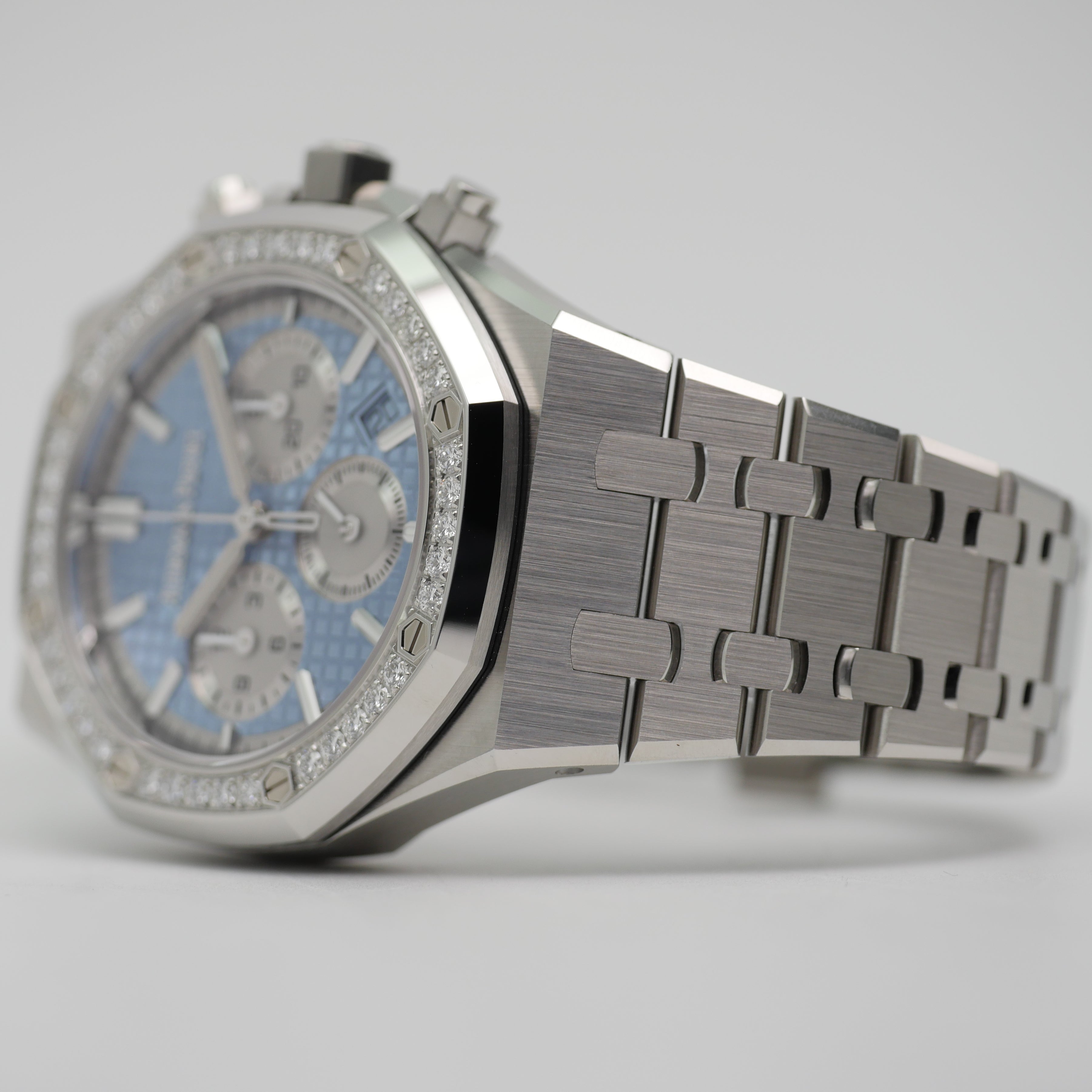 Audemars Piguet Royal Oak Chronograph Stahl 26715ST.ZZ.1356ST.01 - 2022