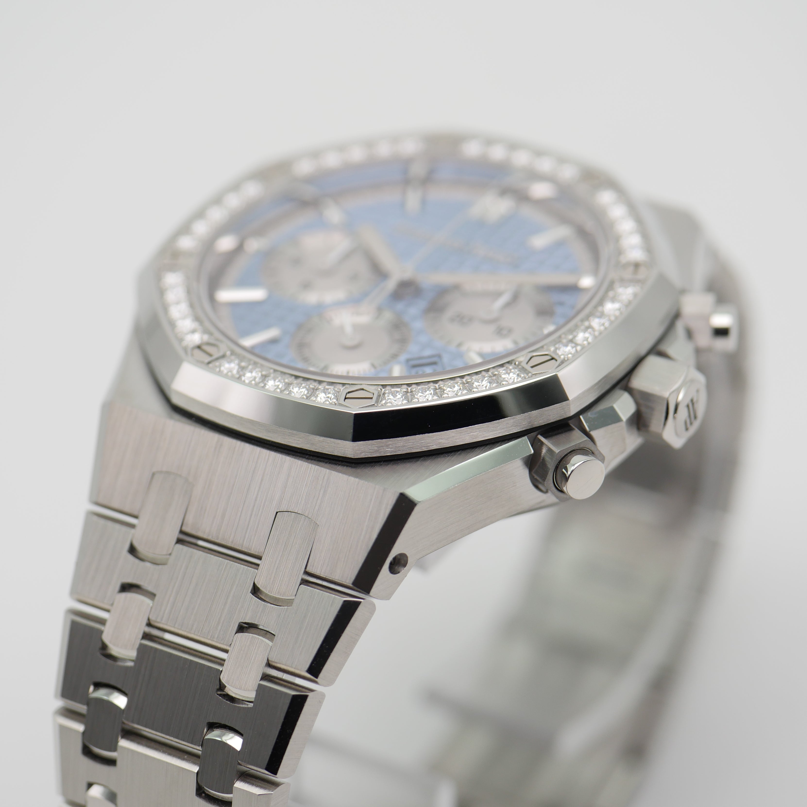 Audemars Piguet Royal Oak Chronograph Stahl 26715ST.ZZ.1356ST.01 - 2022