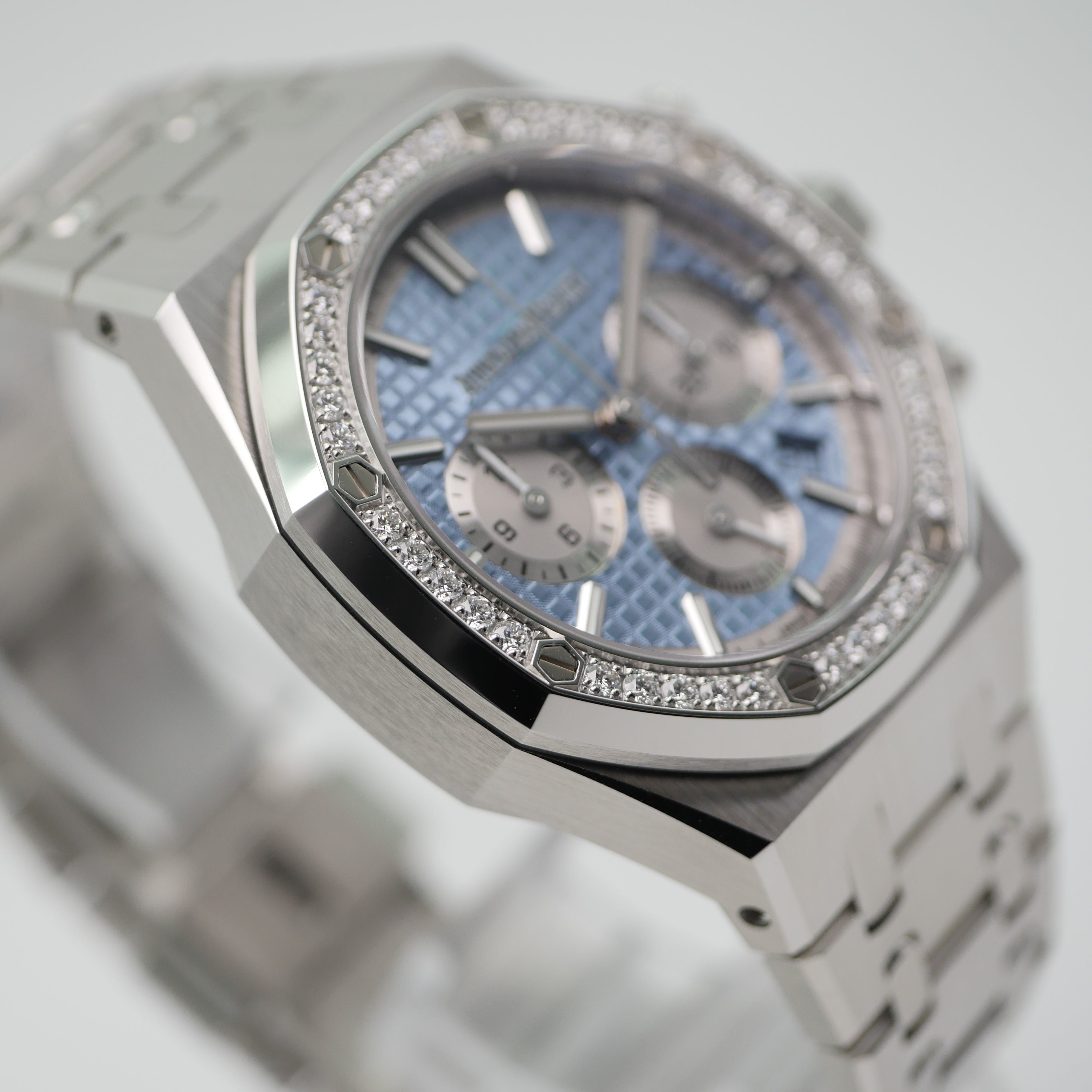 Audemars Piguet Royal Oak Chronograph Stahl 26715ST.ZZ.1356ST.01 - 2022