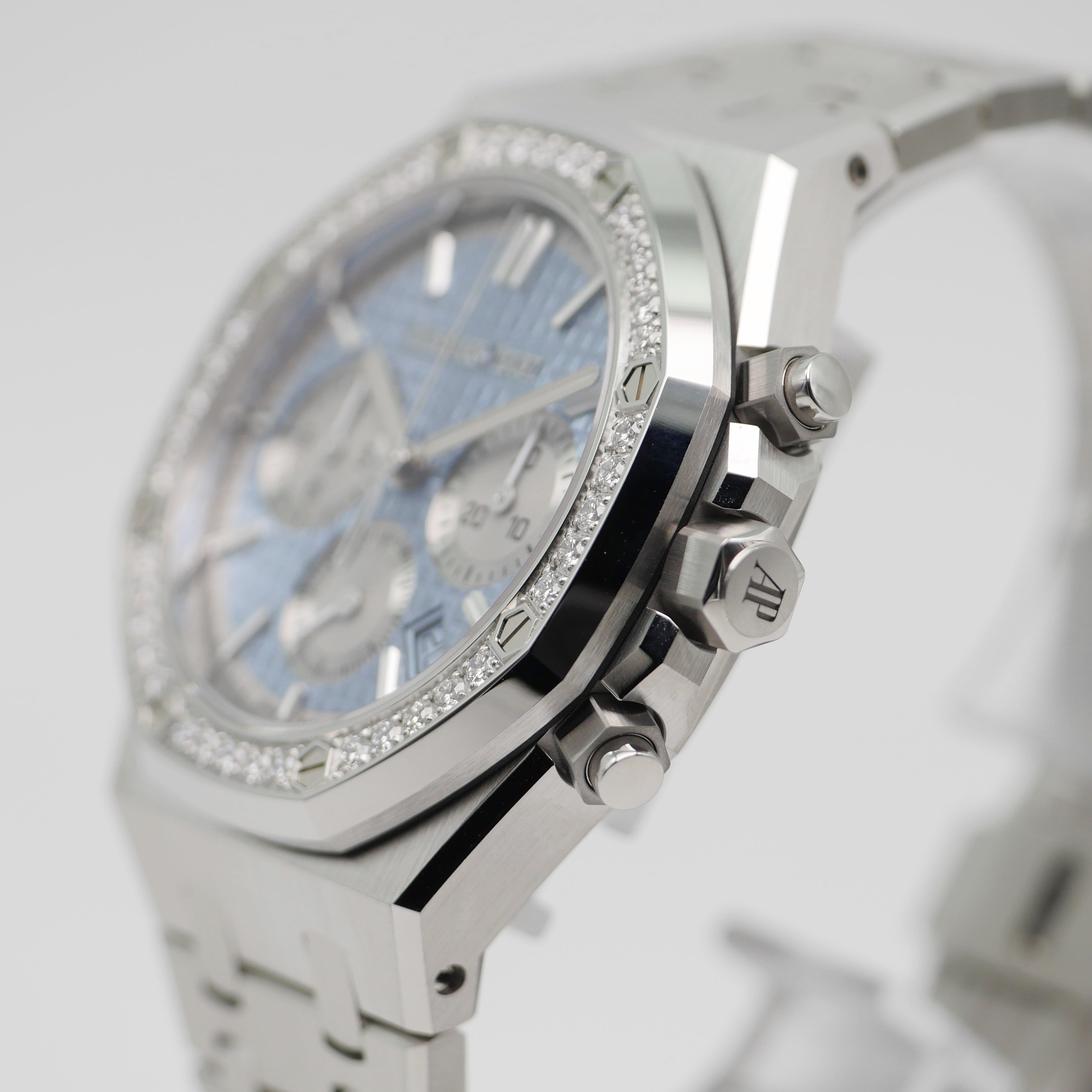 Audemars Piguet Royal Oak Chronograph Stahl 26715ST.ZZ.1356ST.01 - 2022