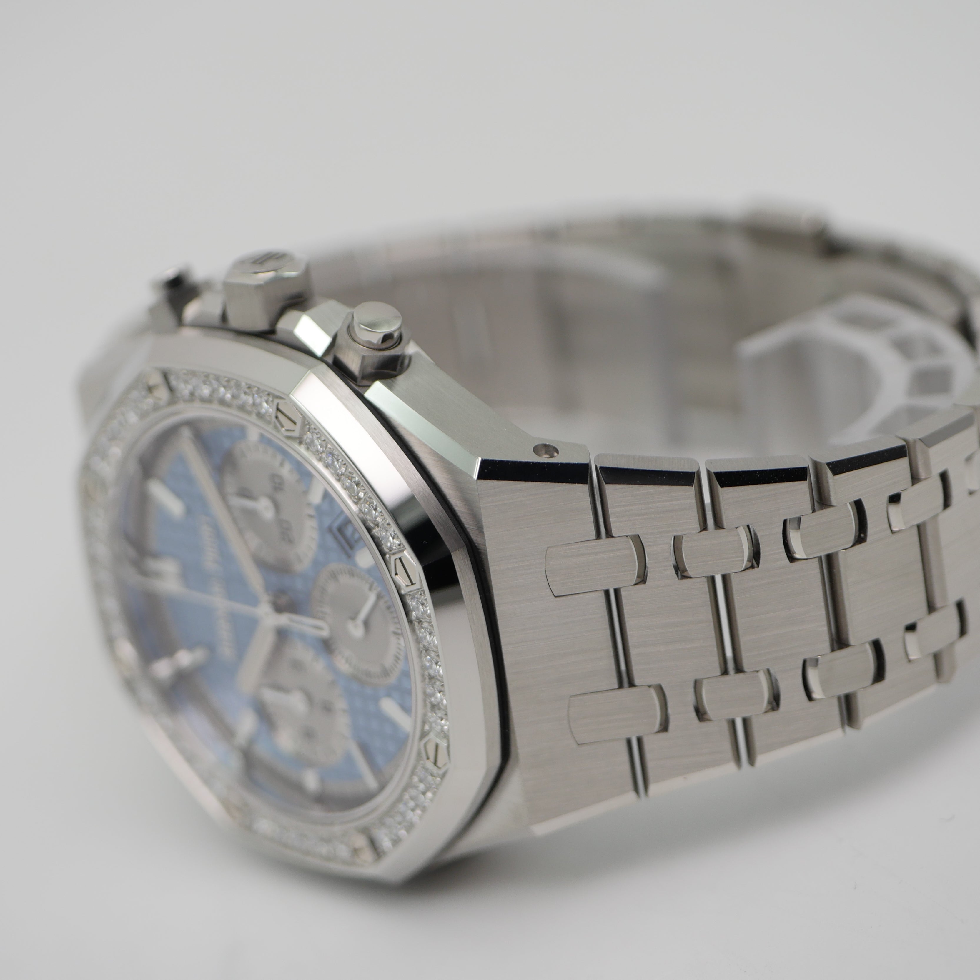 Audemars Piguet Royal Oak Chronograph Stahl 26715ST.ZZ.1356ST.01 - 2022
