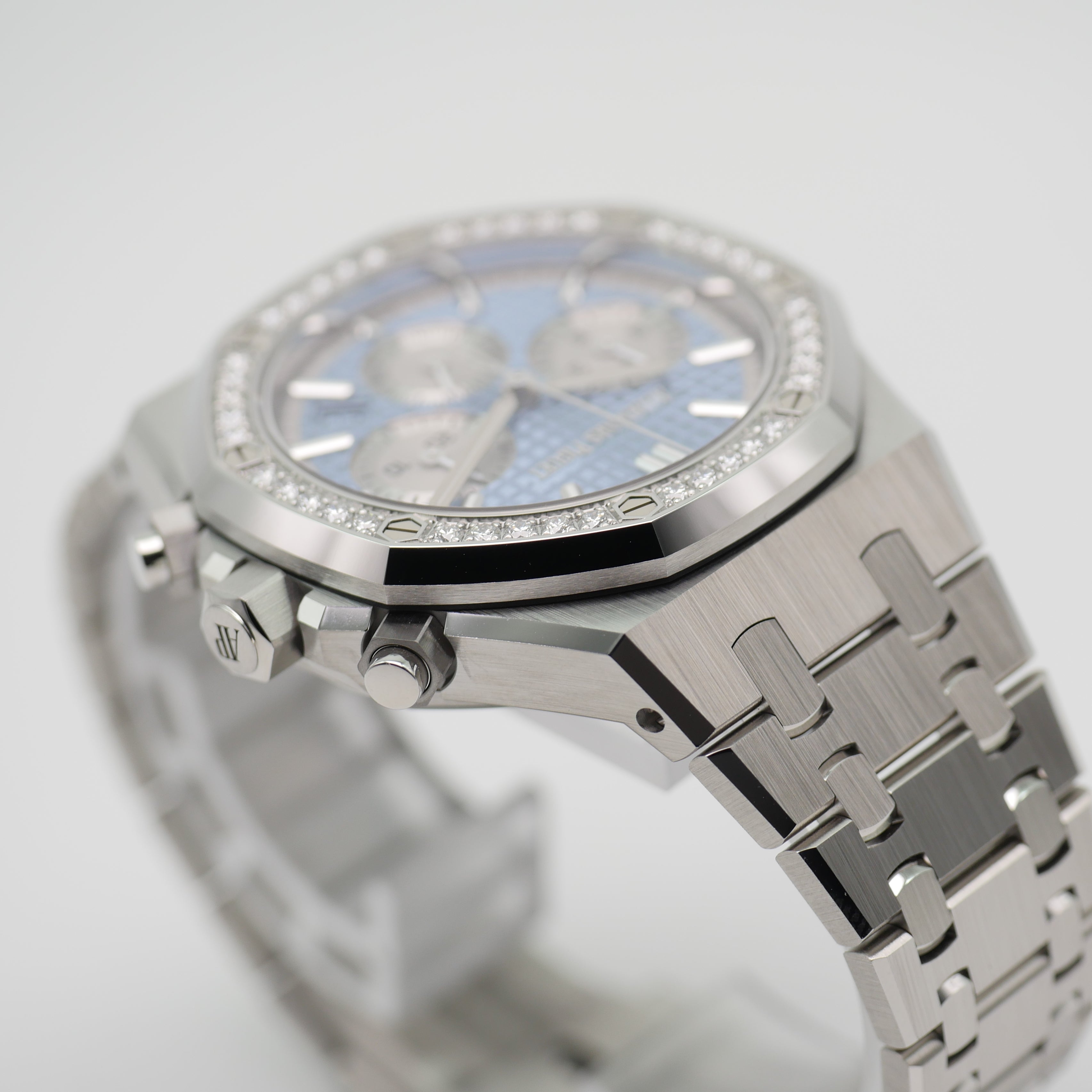 Audemars Piguet Royal Oak Chronograph Stahl 26715ST.ZZ.1356ST.01 - 2022